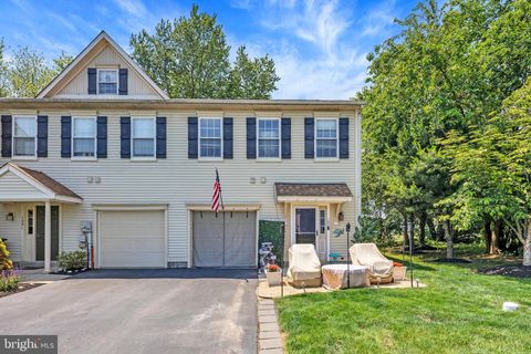 102 RED OAK COURT HONEY BROOK PA 19344