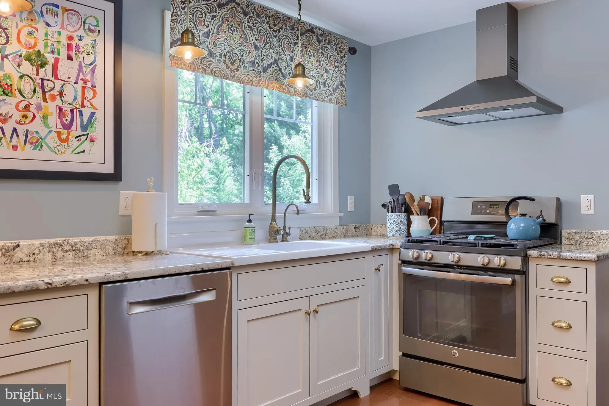 Columbia, Pennsylvania 17512, United States, 3 Bedrooms Bedrooms, ,2 BathroomsBathrooms,Residential,Pending,147845