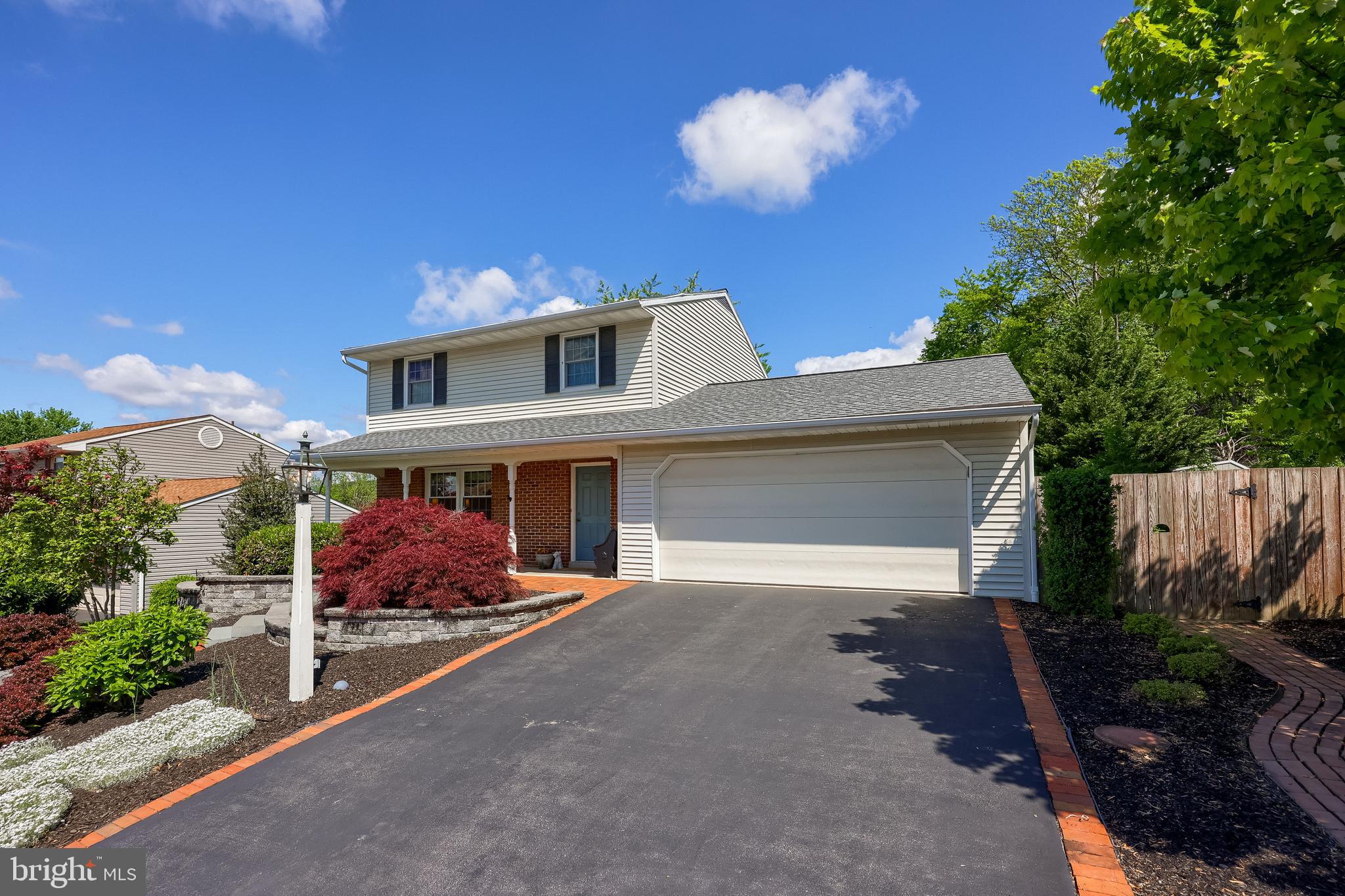 1293 HEREFORD DRIVE