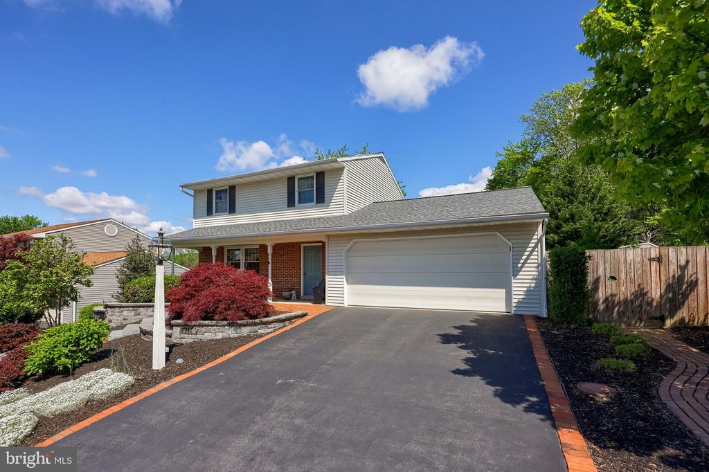 Photo of 1293 Hereford Drive, COLUMBIA, PA 17512 (MLS # PALA2068726)