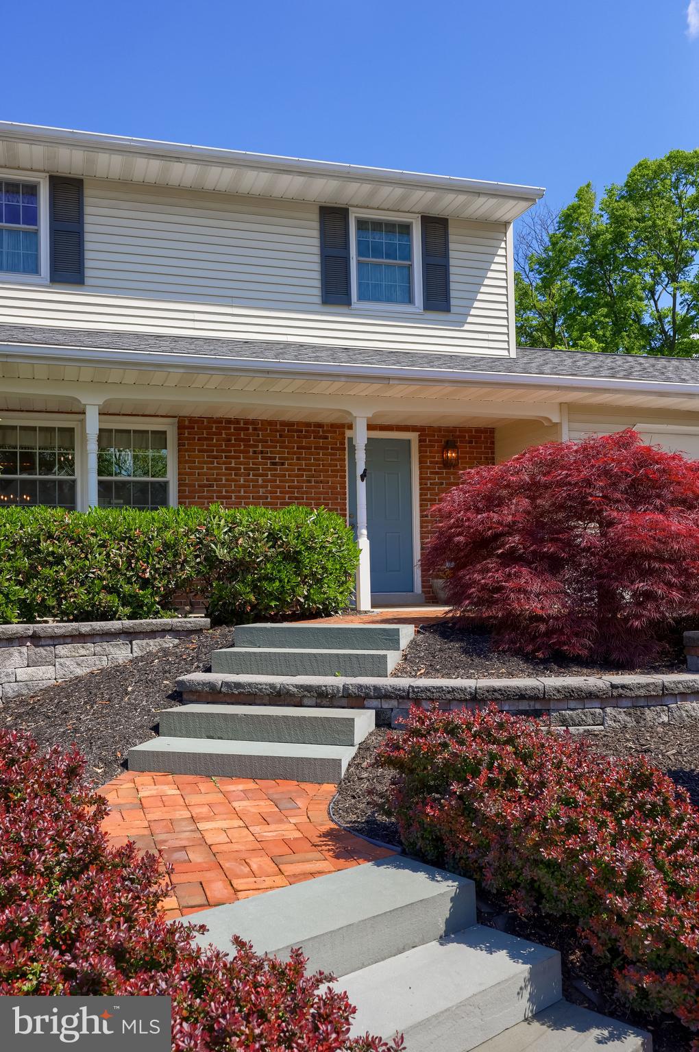 1293 HEREFORD DRIVE
