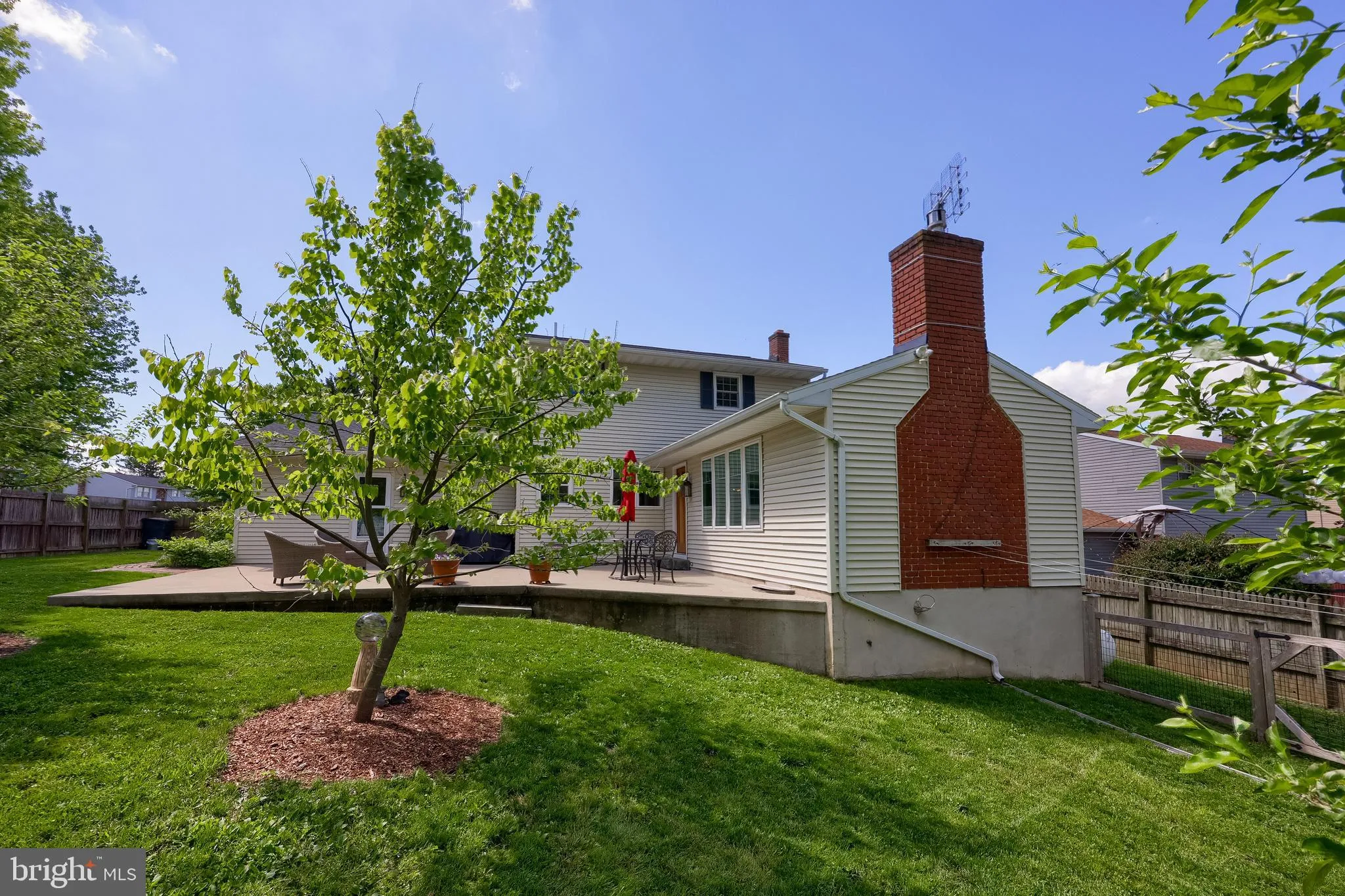 Columbia, Pennsylvania 17512, United States, 3 Bedrooms Bedrooms, ,2 BathroomsBathrooms,Residential,Pending,147845