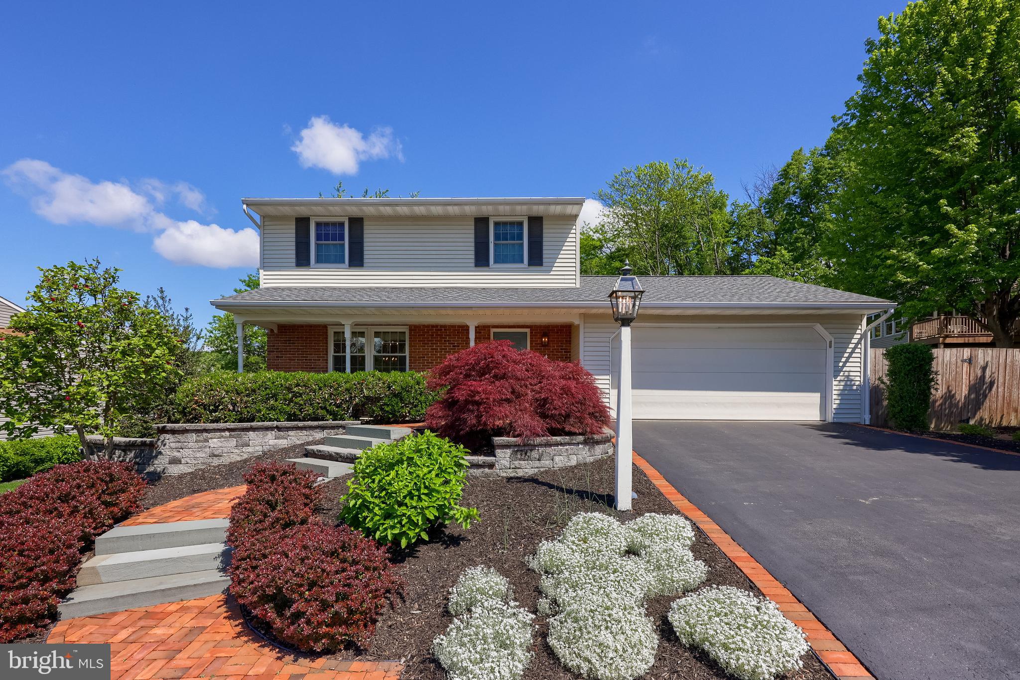 1293 HEREFORD DRIVE