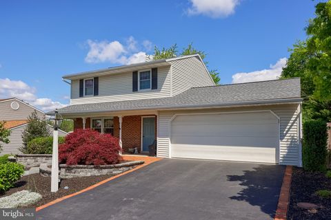 1293 HEREFORD DRIVE COLUMBIA PA 17512