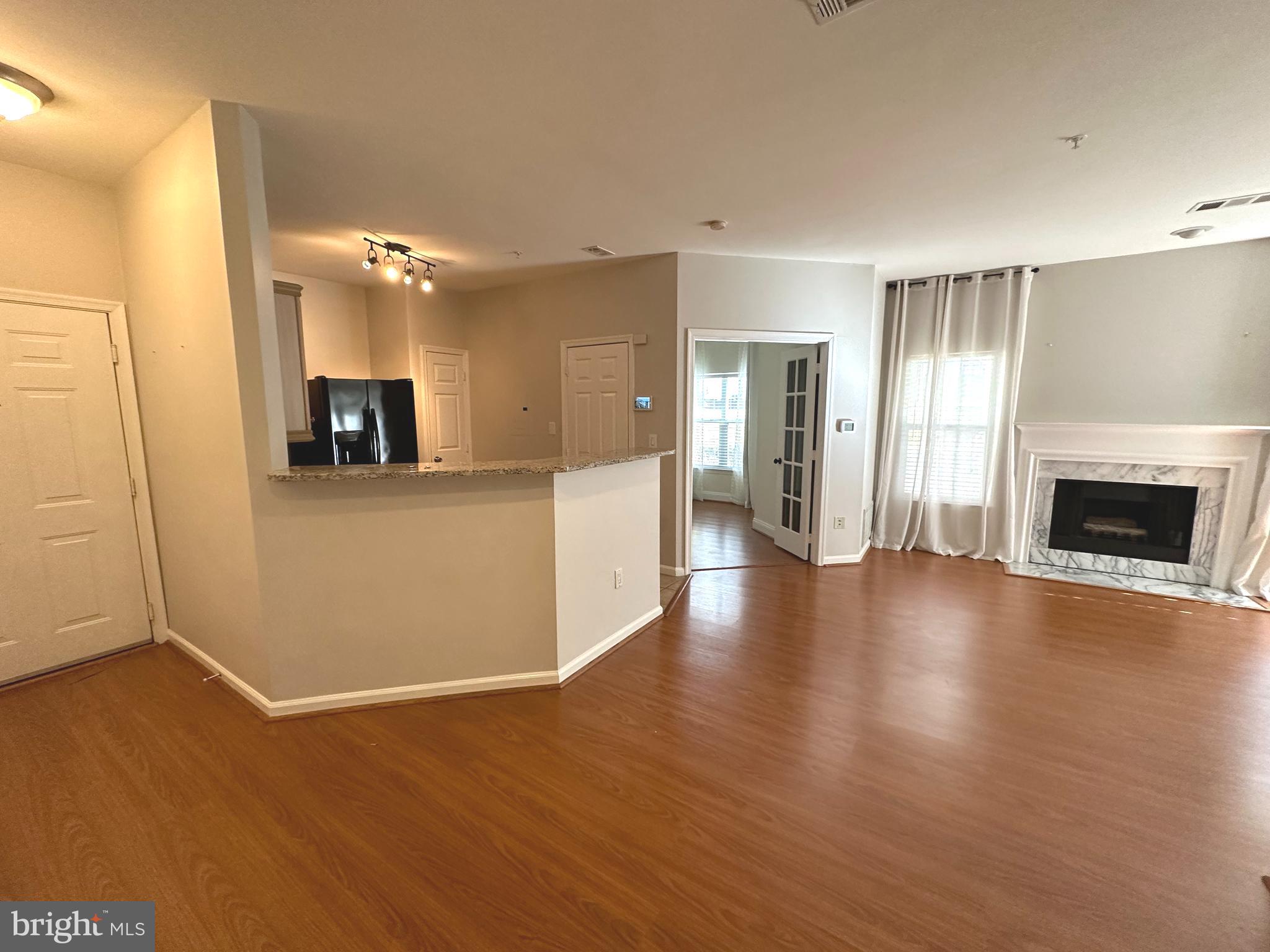SANDERLING CONDO - Residential Lease