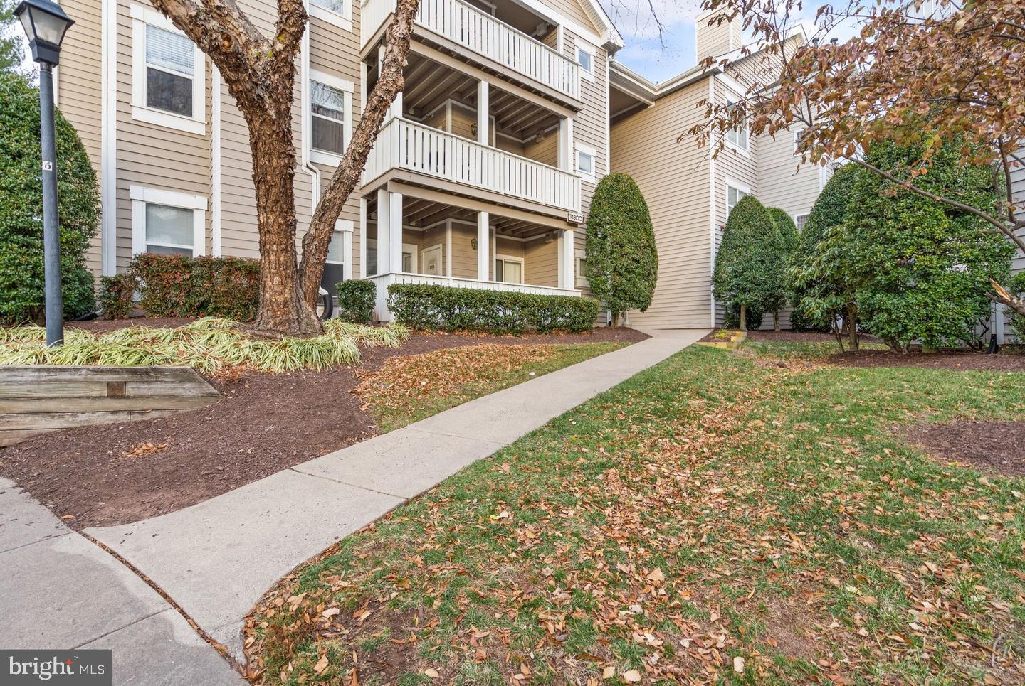 SANDERLING CONDO - Residential Lease