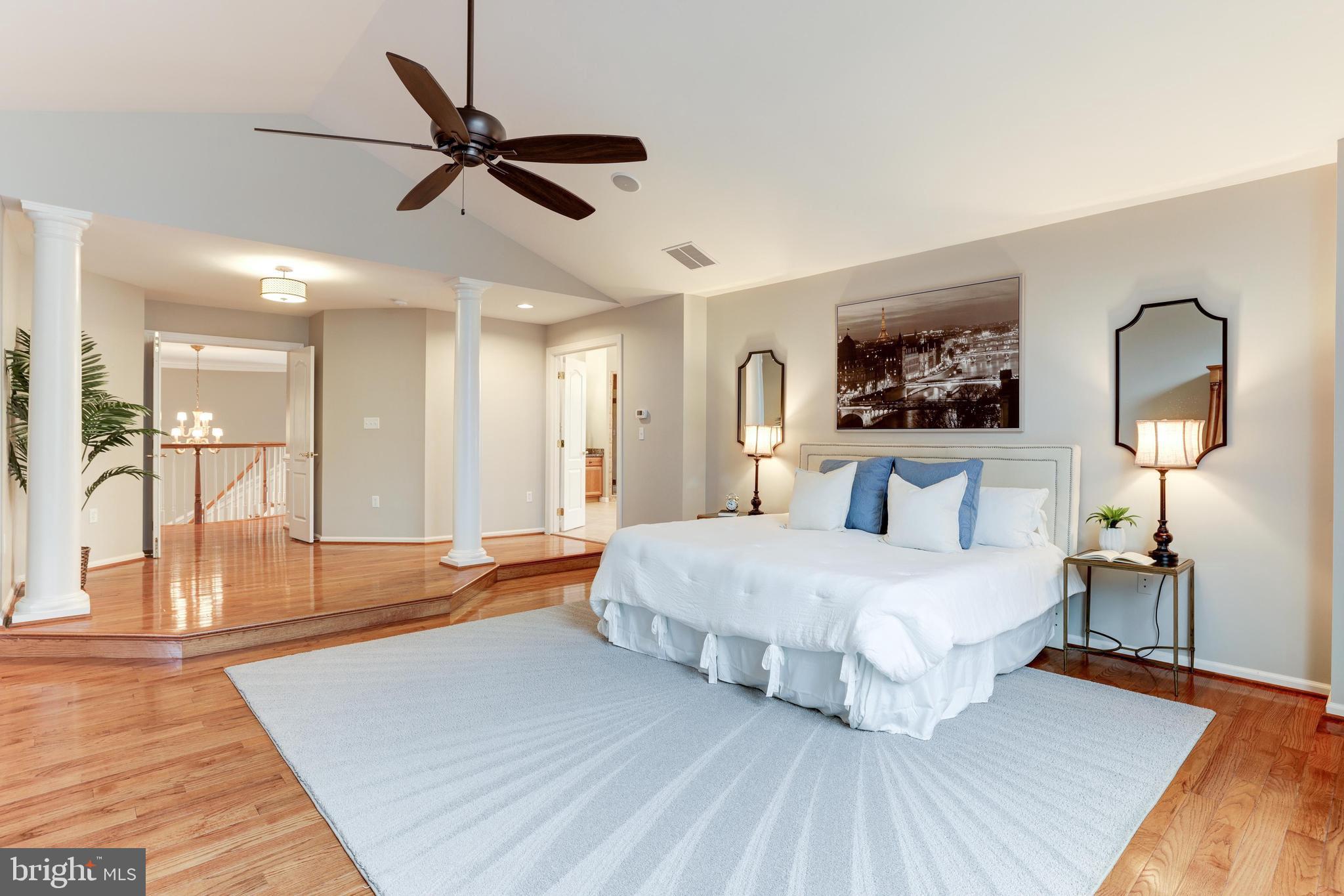 RIVER CREEK - Residential