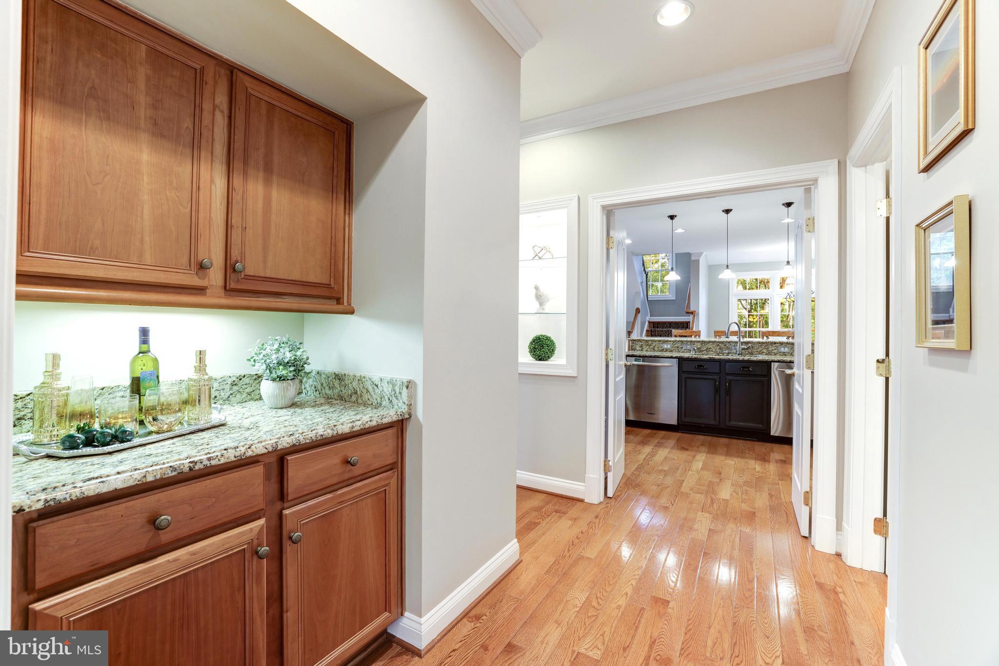 RIVER CREEK - Residential