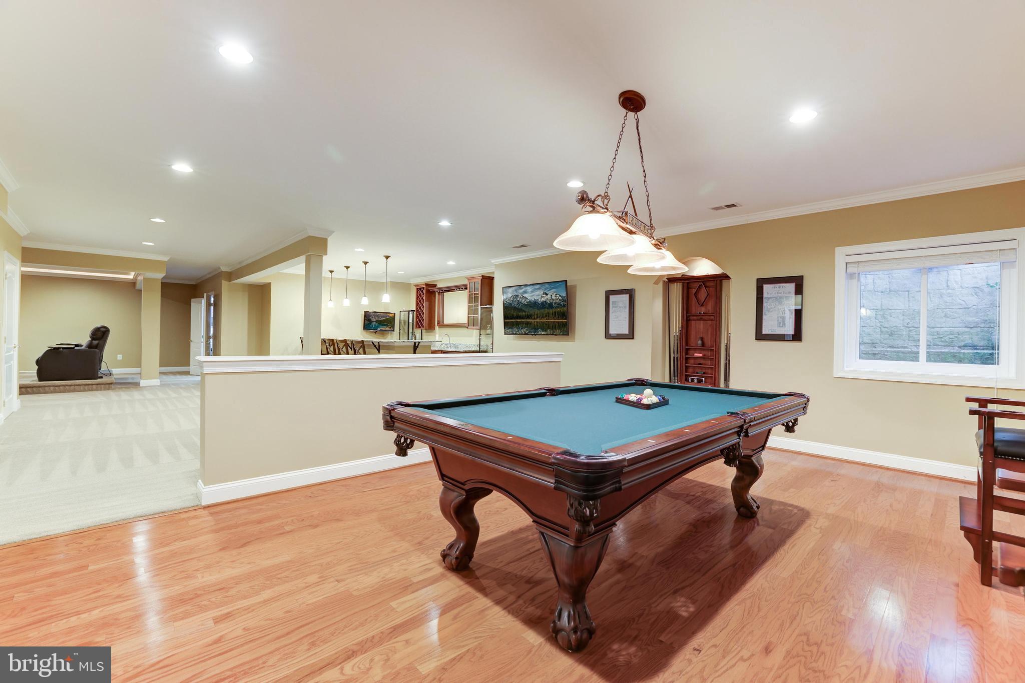 RIVER CREEK - Residential