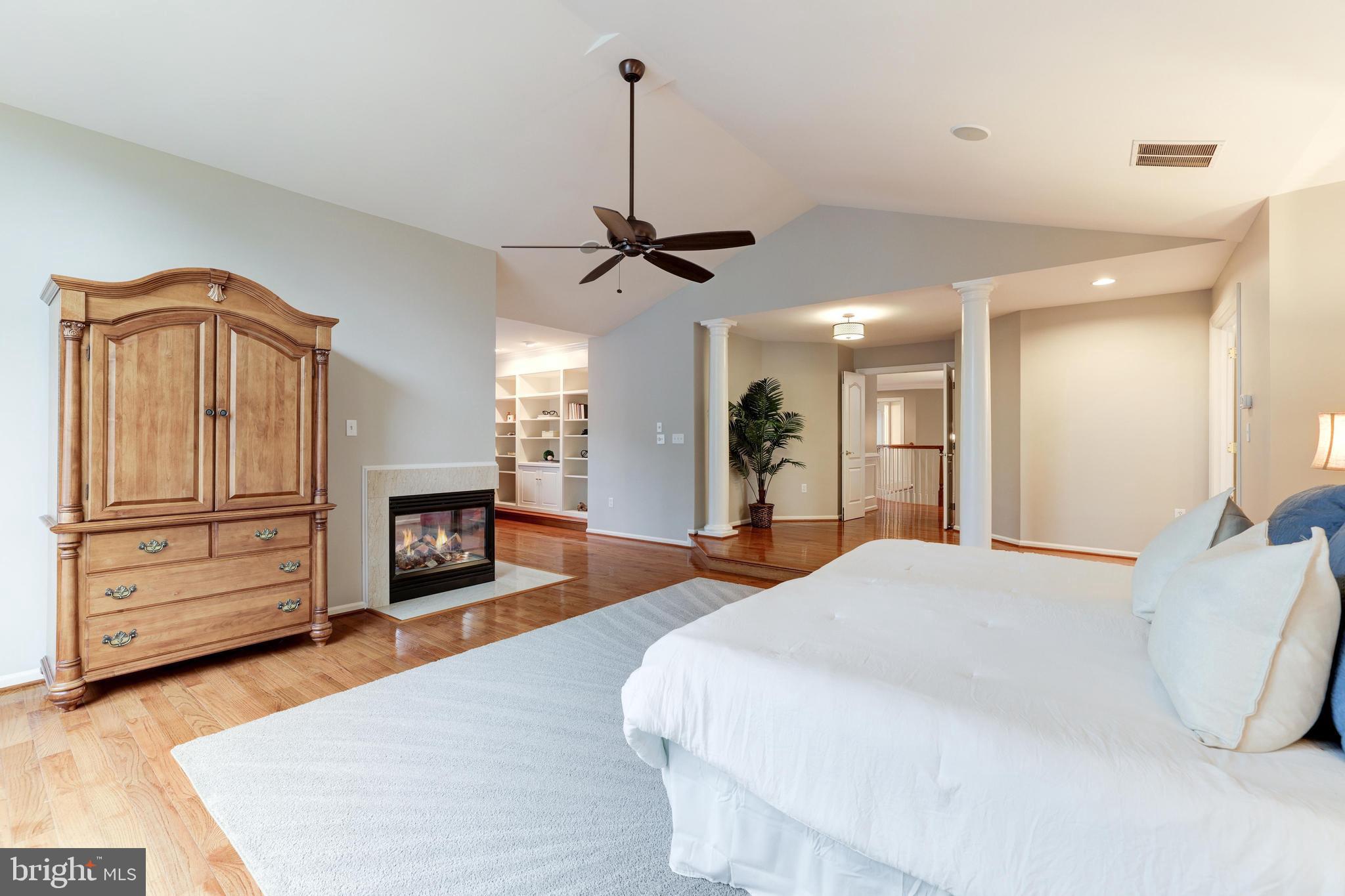 RIVER CREEK - Residential