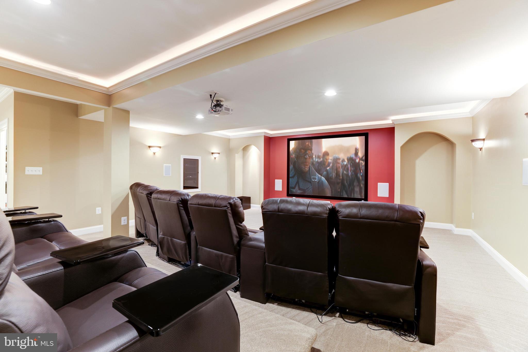 RIVER CREEK - Residential