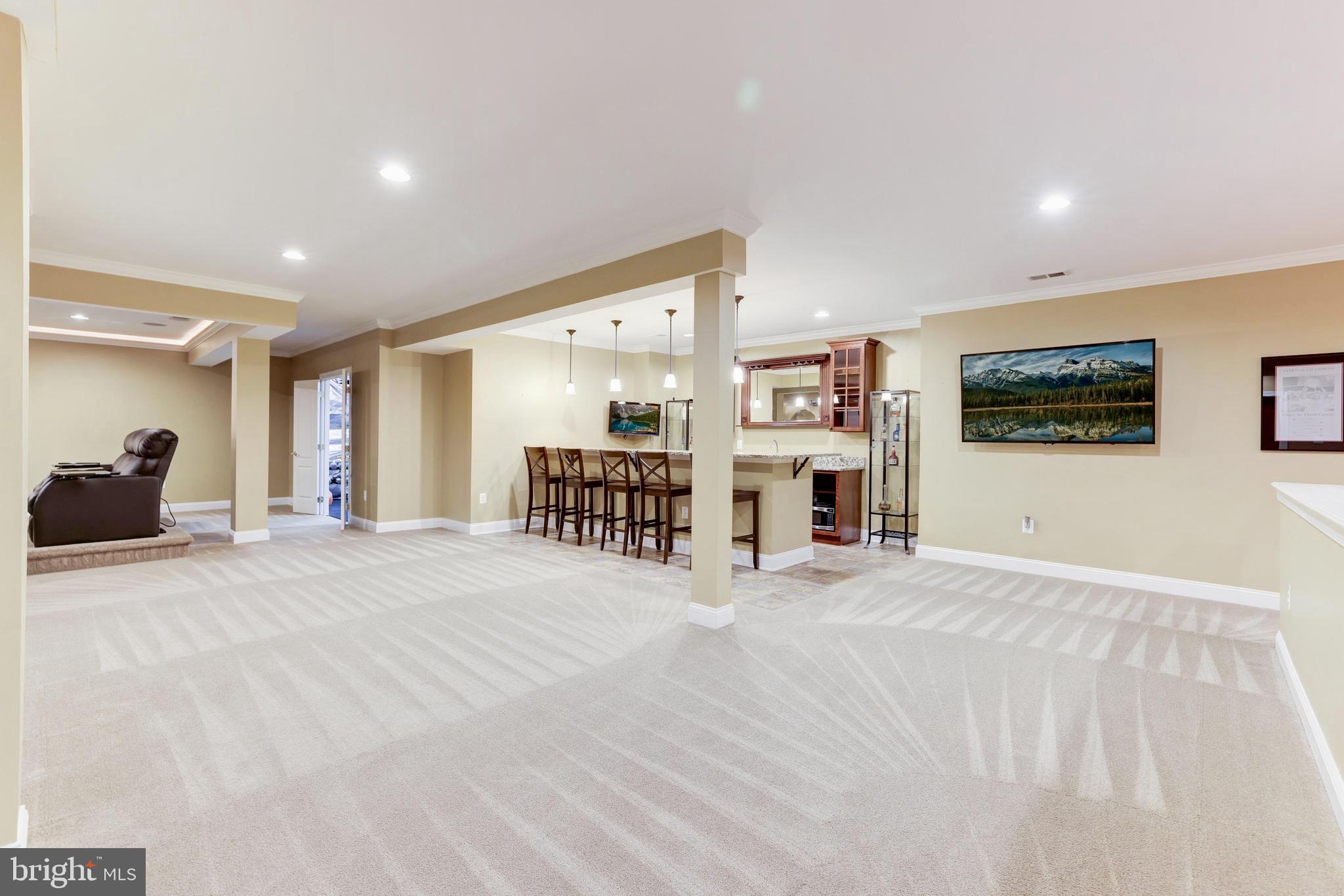 RIVER CREEK - Residential