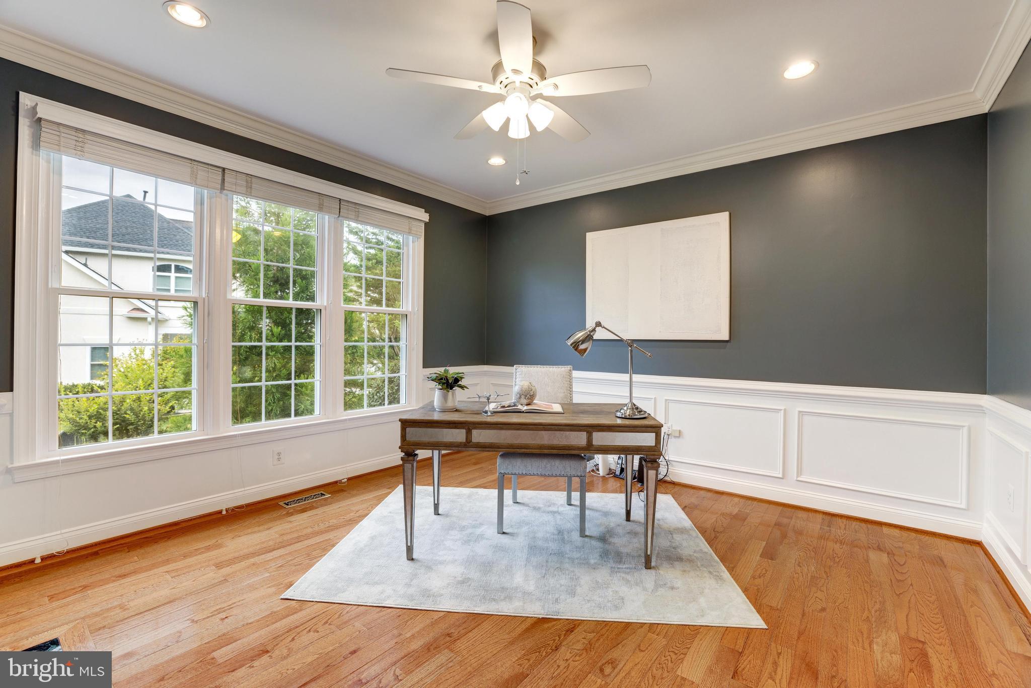 RIVER CREEK - Residential