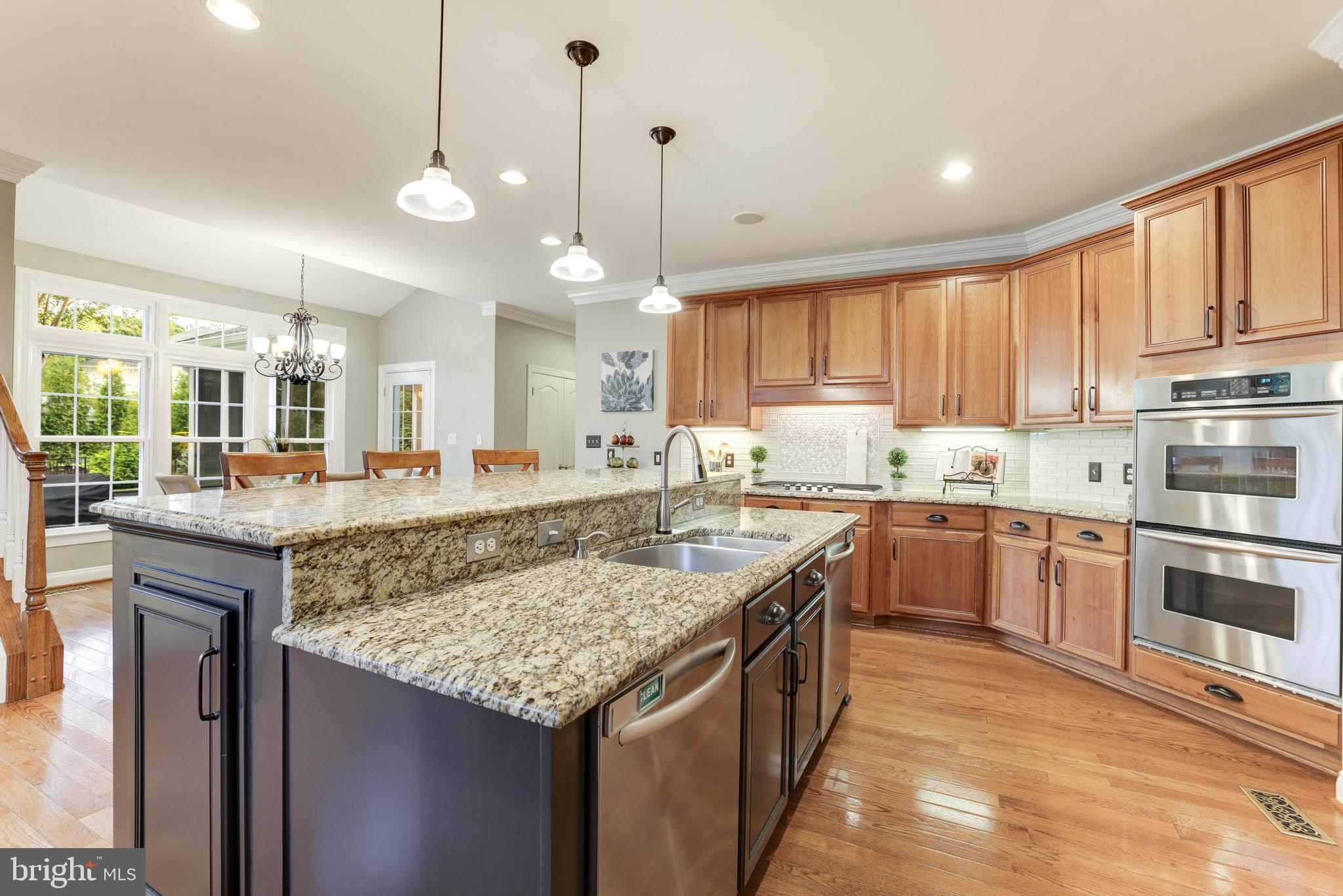 RIVER CREEK - Residential