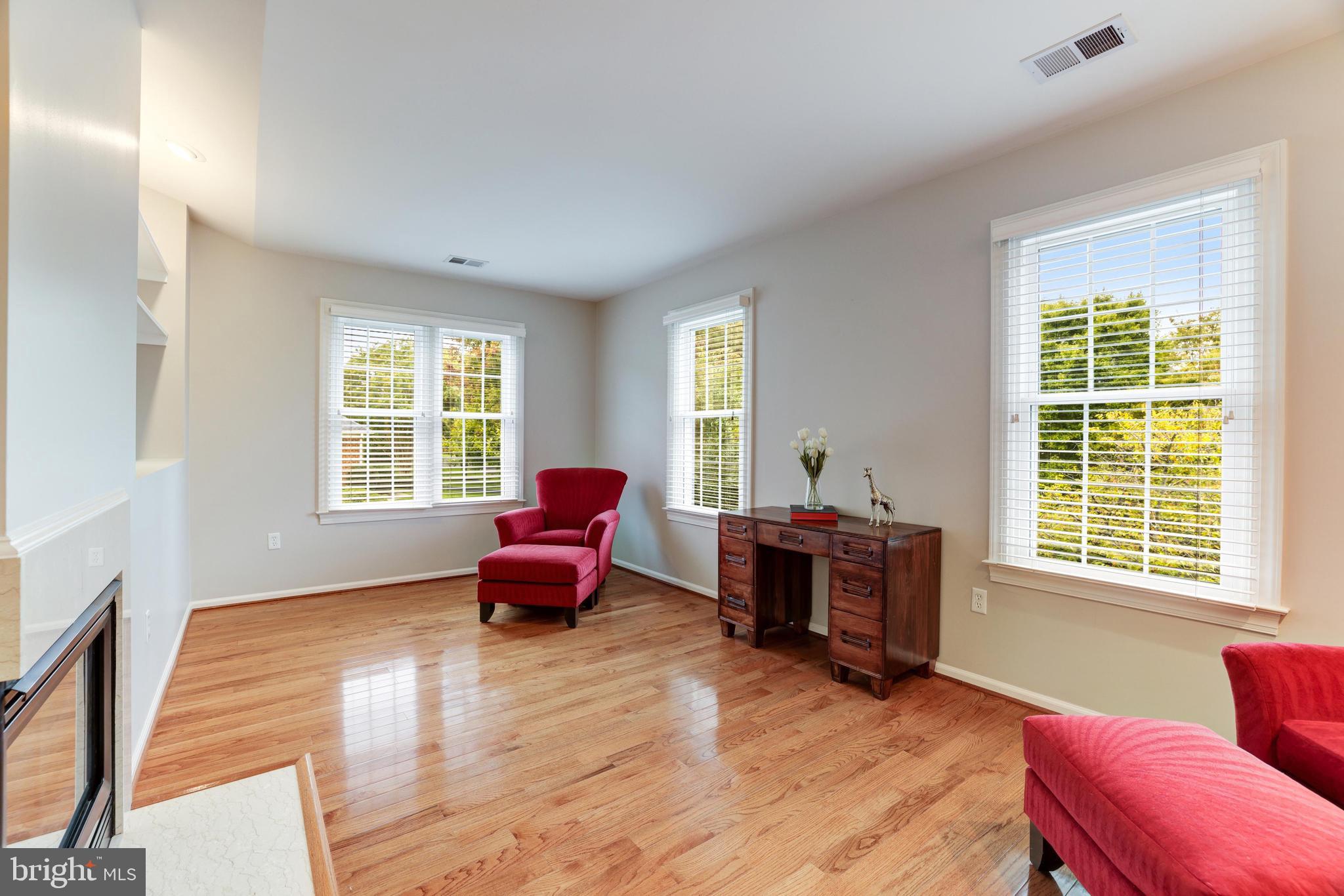 RIVER CREEK - Residential