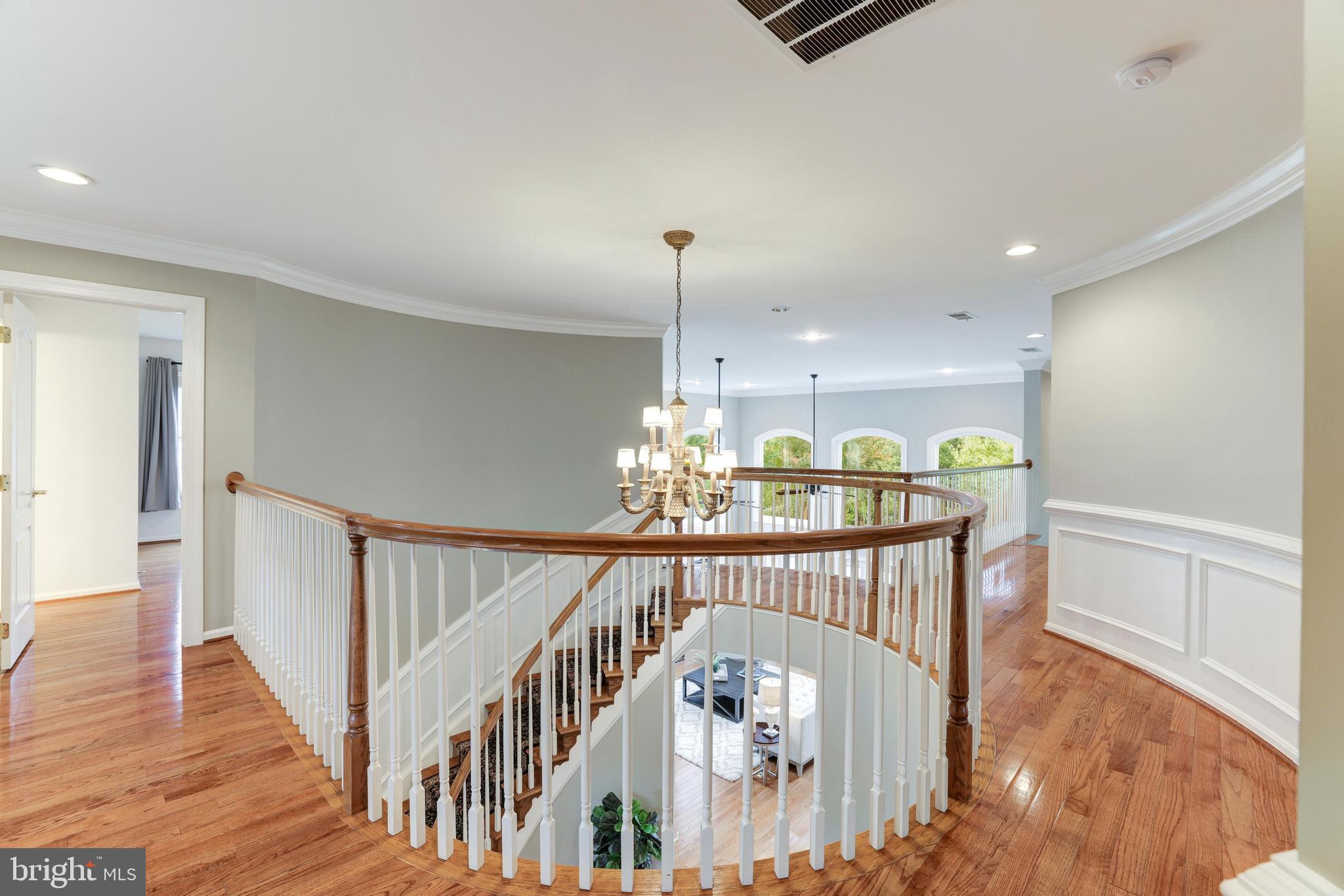 RIVER CREEK - Residential