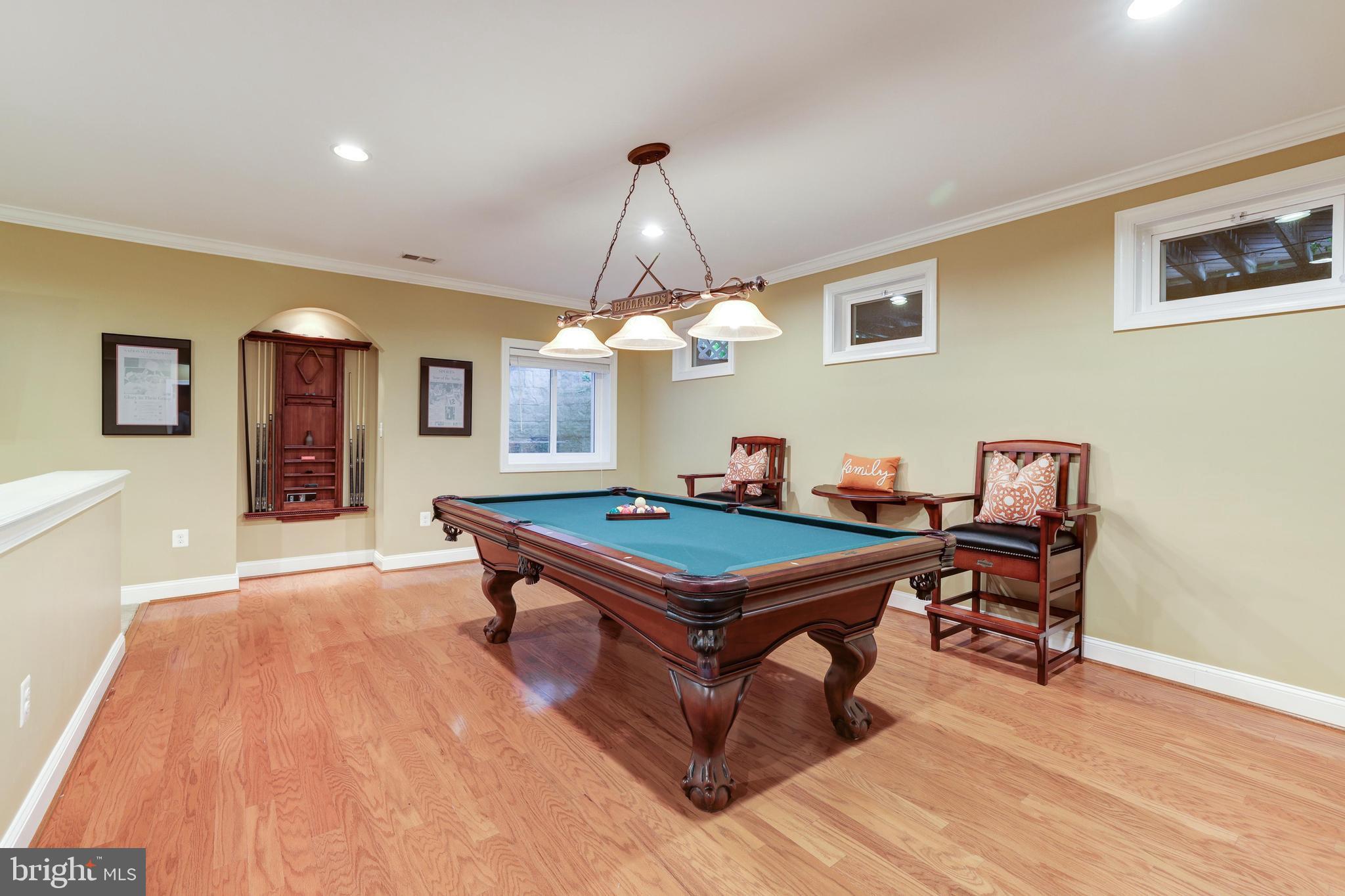 RIVER CREEK - Residential