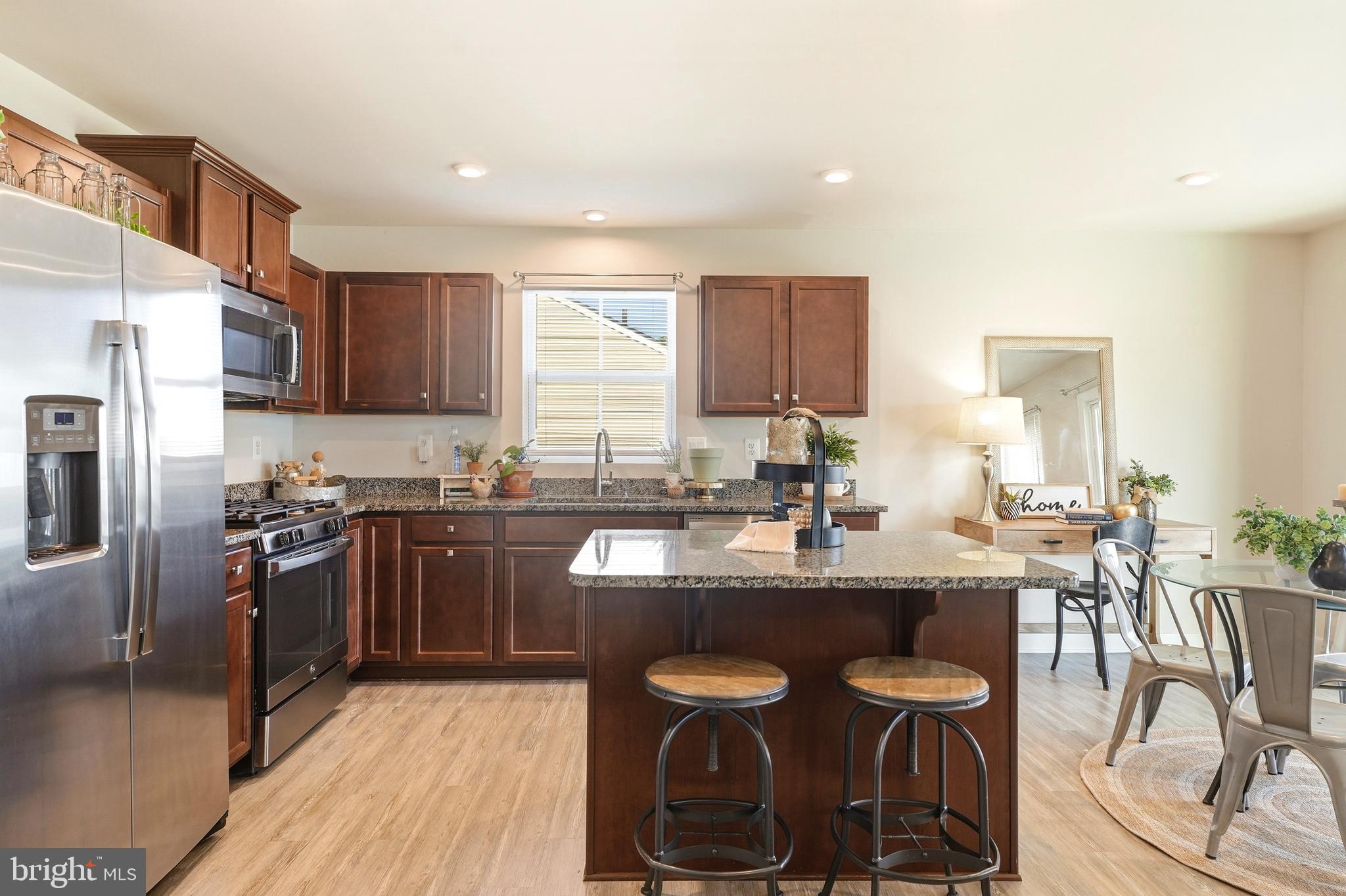THE LAKES AT MARTINSBURG - Residential