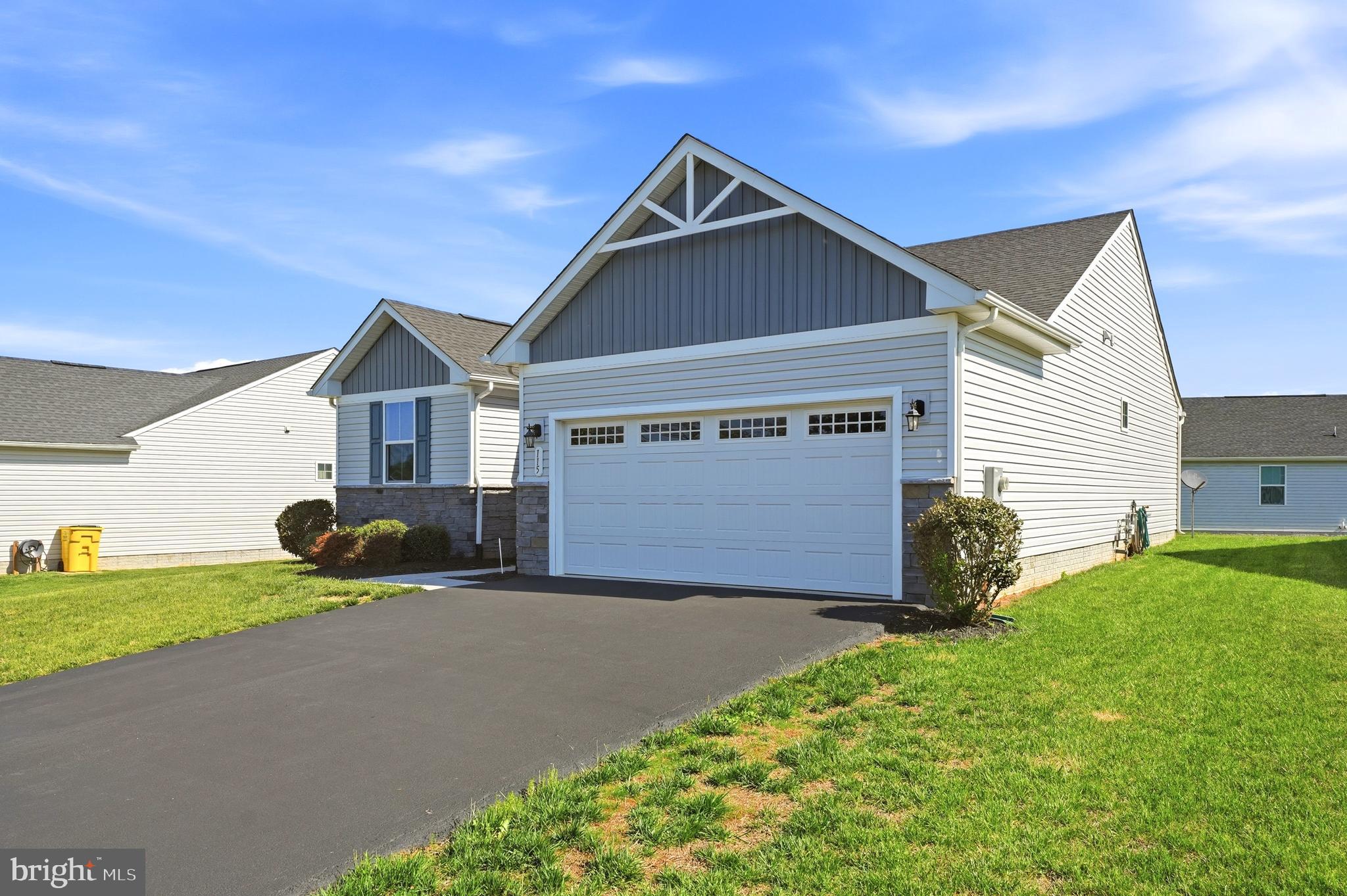 THE LAKES AT MARTINSBURG - Residential