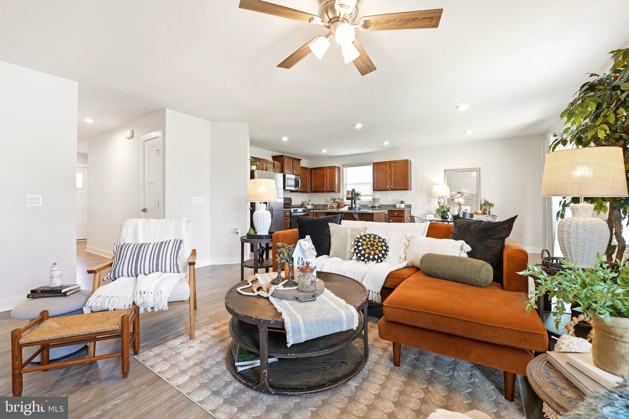 THE LAKES AT MARTINSBURG - Residential