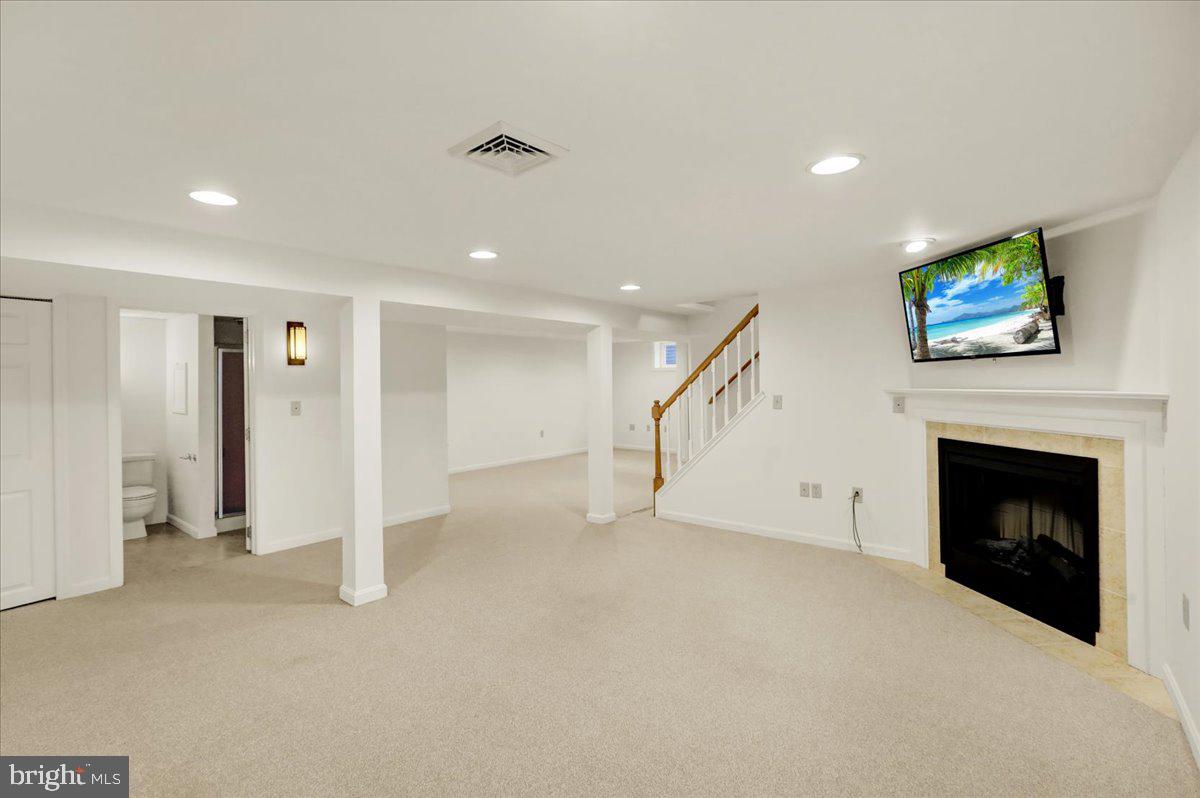 ELIZABETHTOWN BOROUGH - Residential