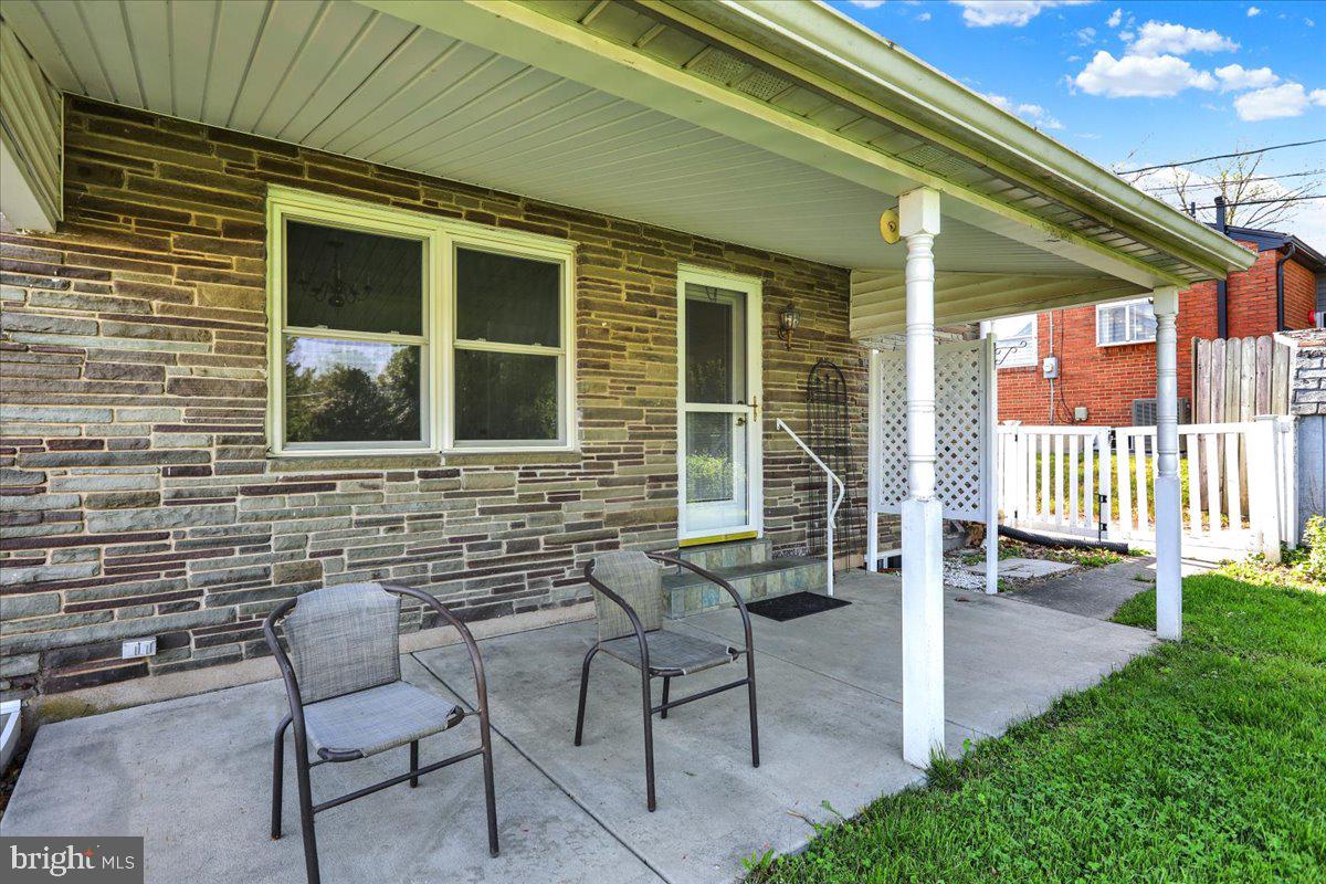 ELIZABETHTOWN BOROUGH - Residential