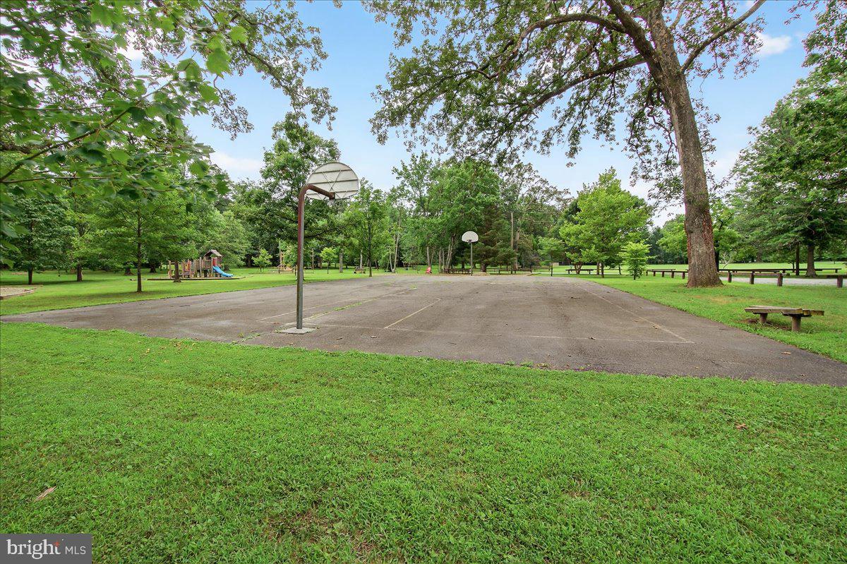 WASHINGTON GROVE - Residential