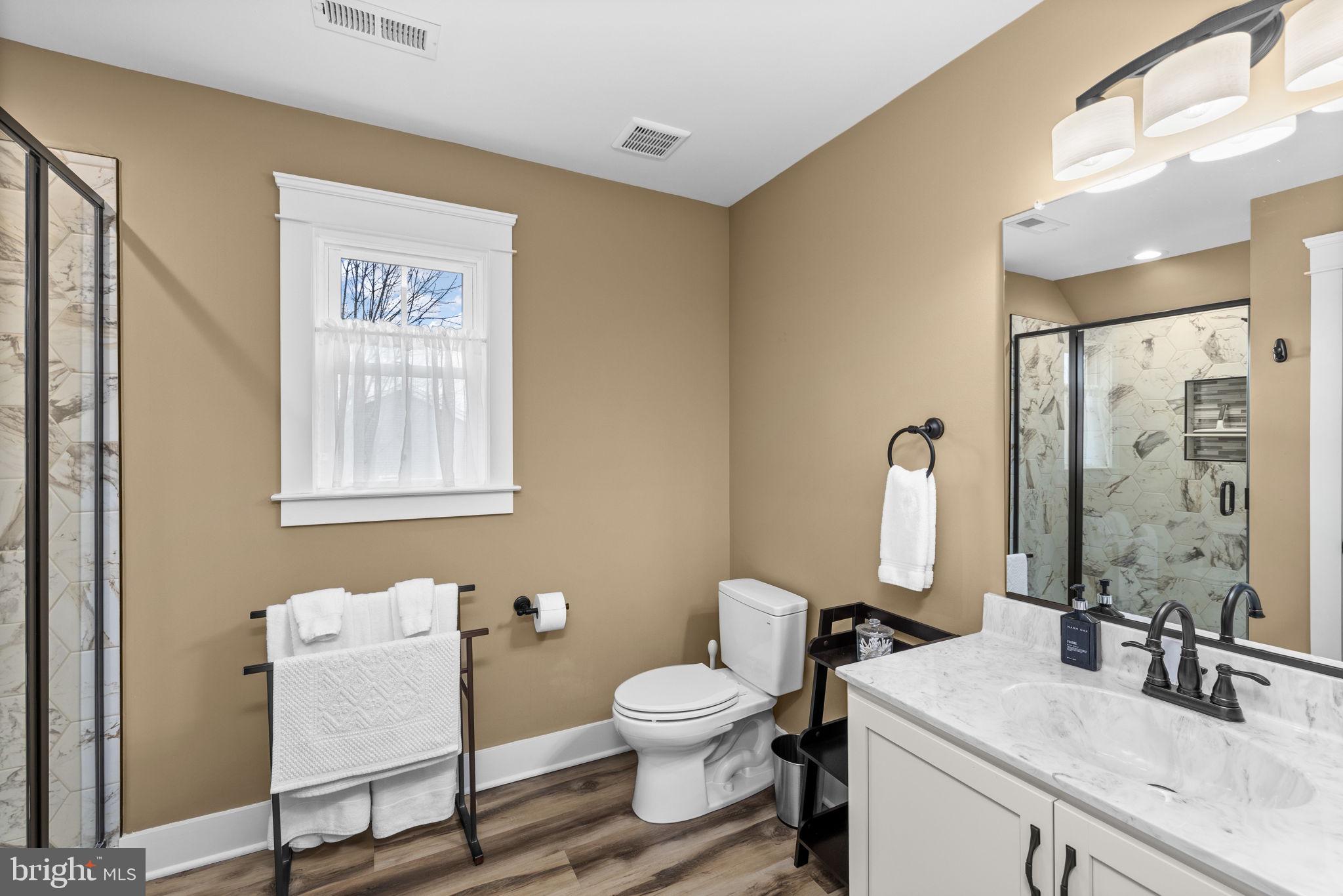 BEAR CASTLE - Residential