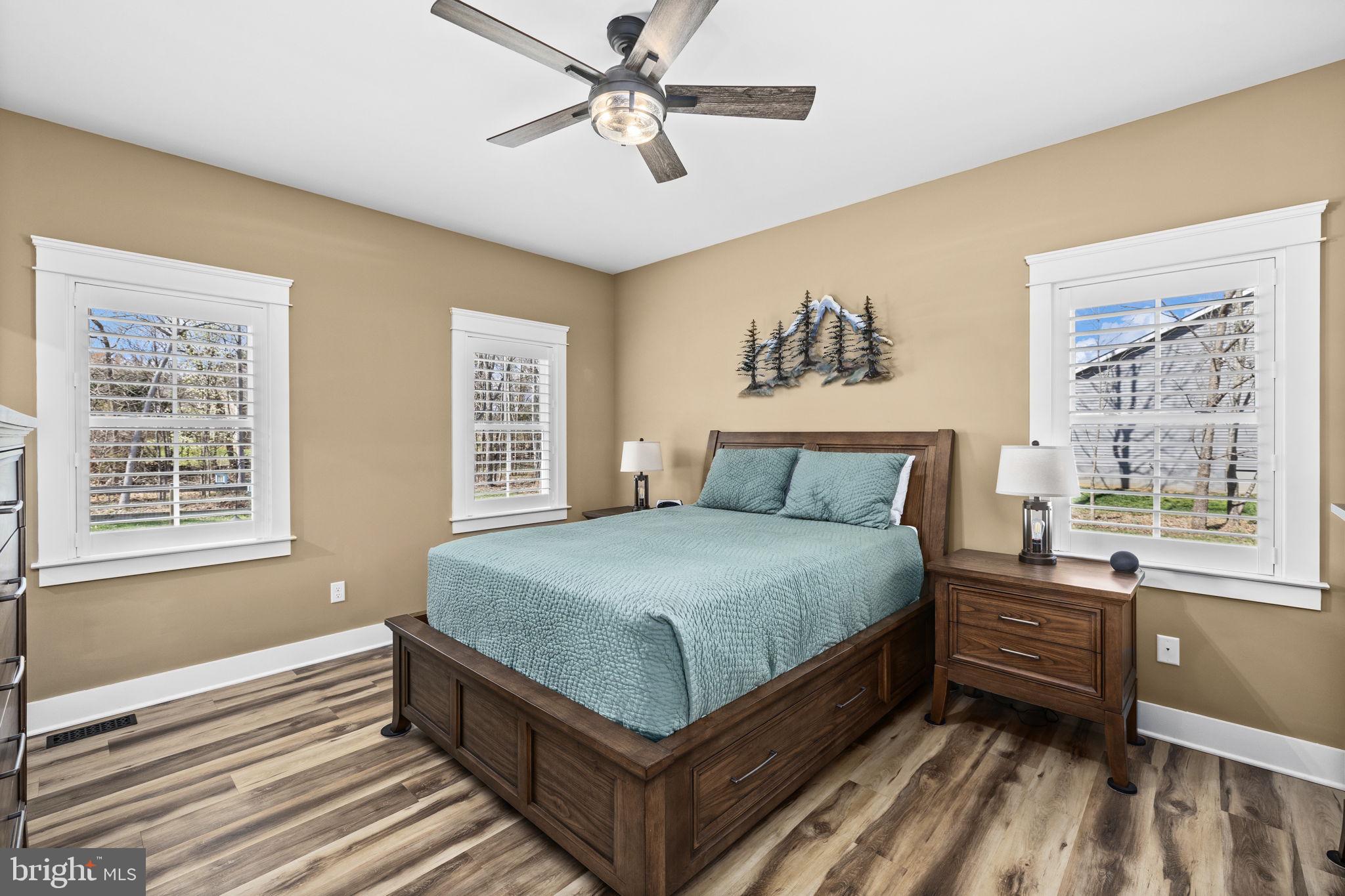 BEAR CASTLE - Residential