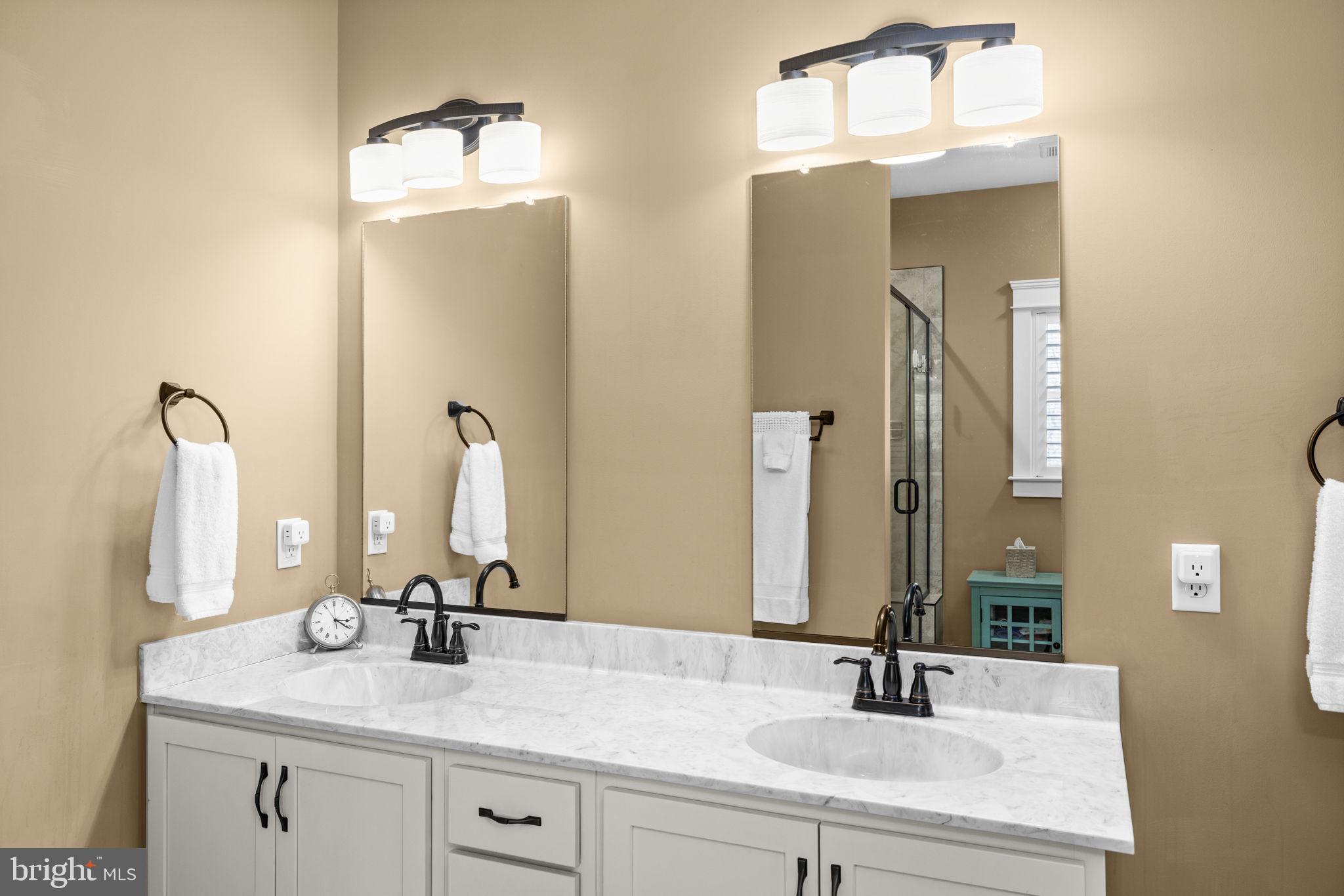 BEAR CASTLE - Residential