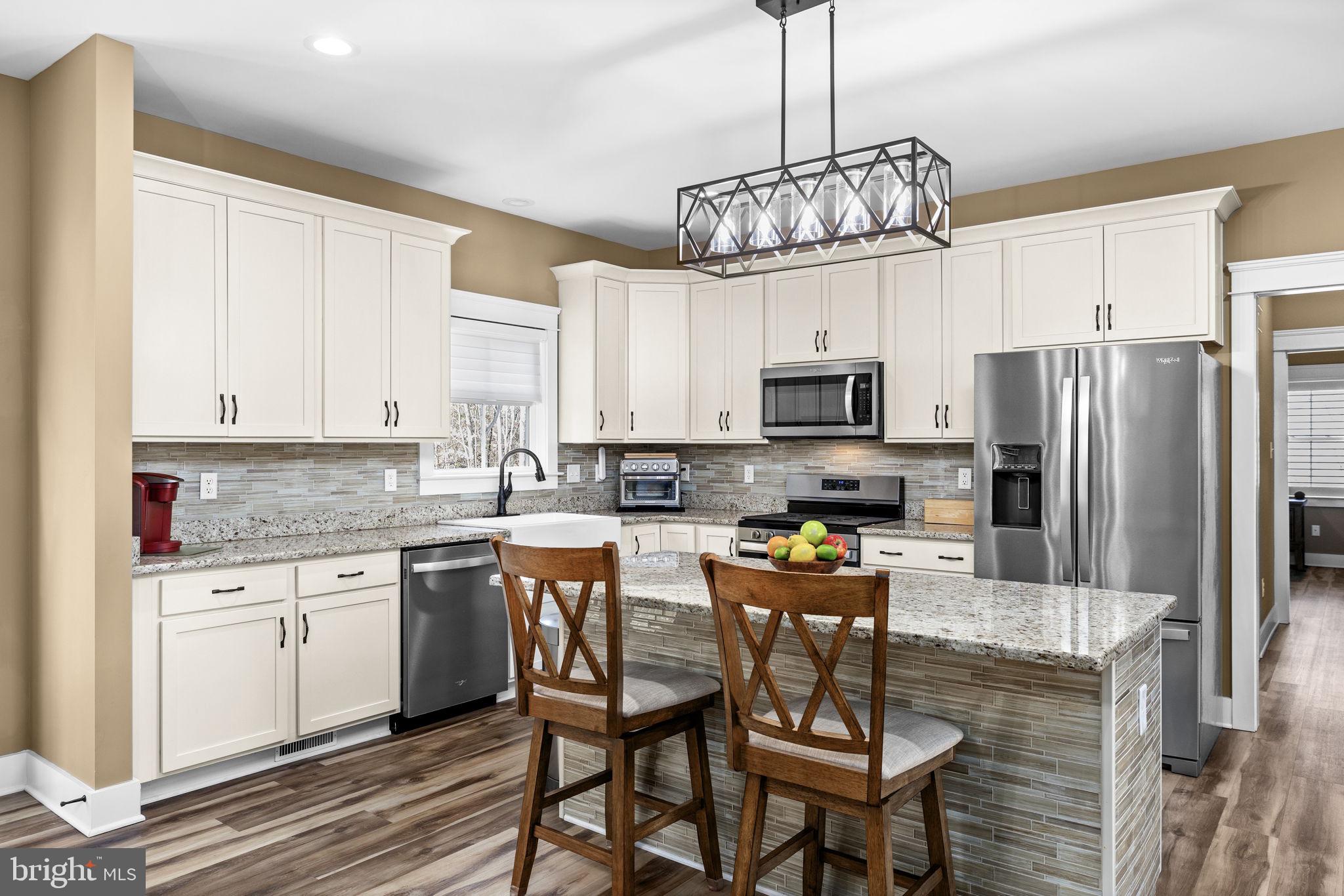 BEAR CASTLE - Residential