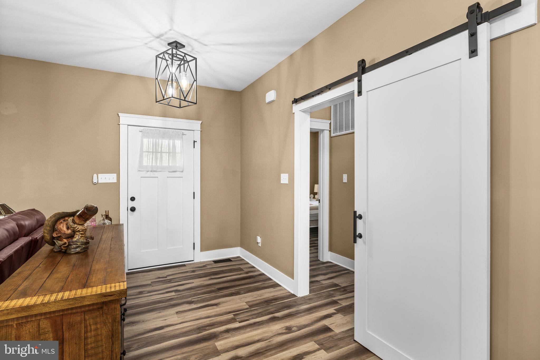 BEAR CASTLE - Residential