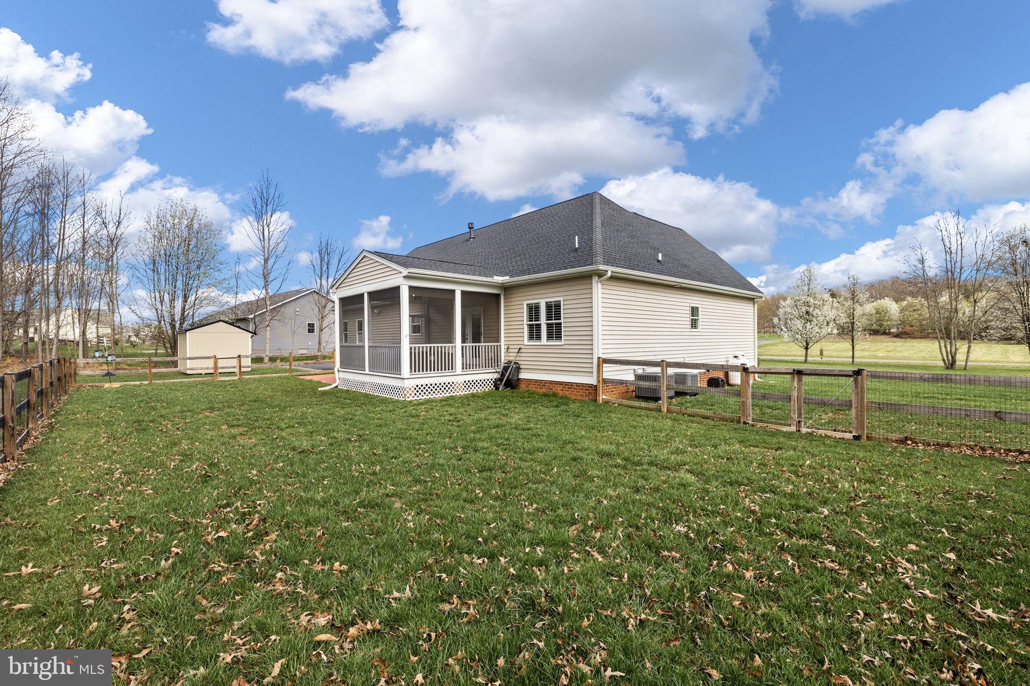 BEAR CASTLE - Residential