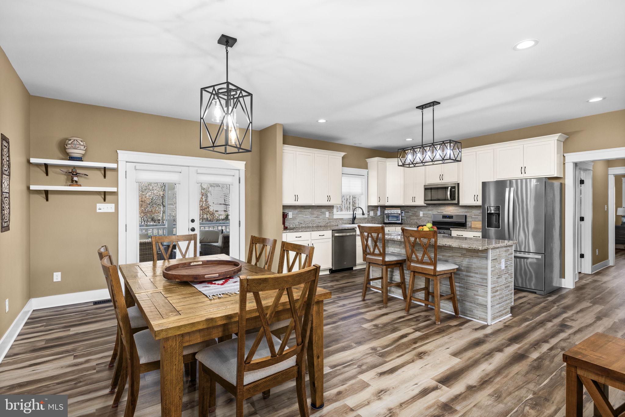 BEAR CASTLE - Residential