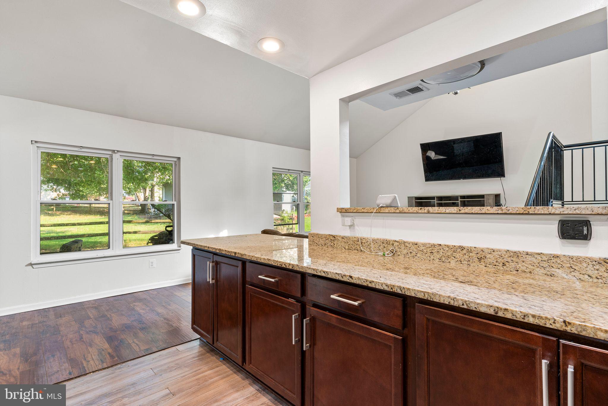 ST CHARLES WAKEFIELD - Residential