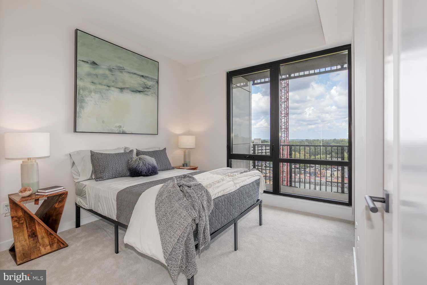 FALLS CHURCH CITY - Residential