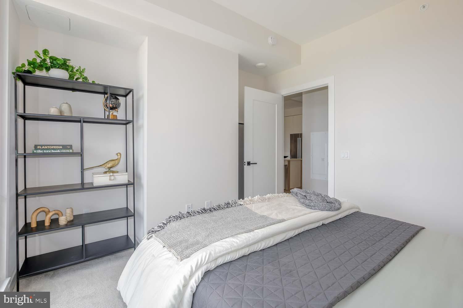 FALLS CHURCH CITY - Residential