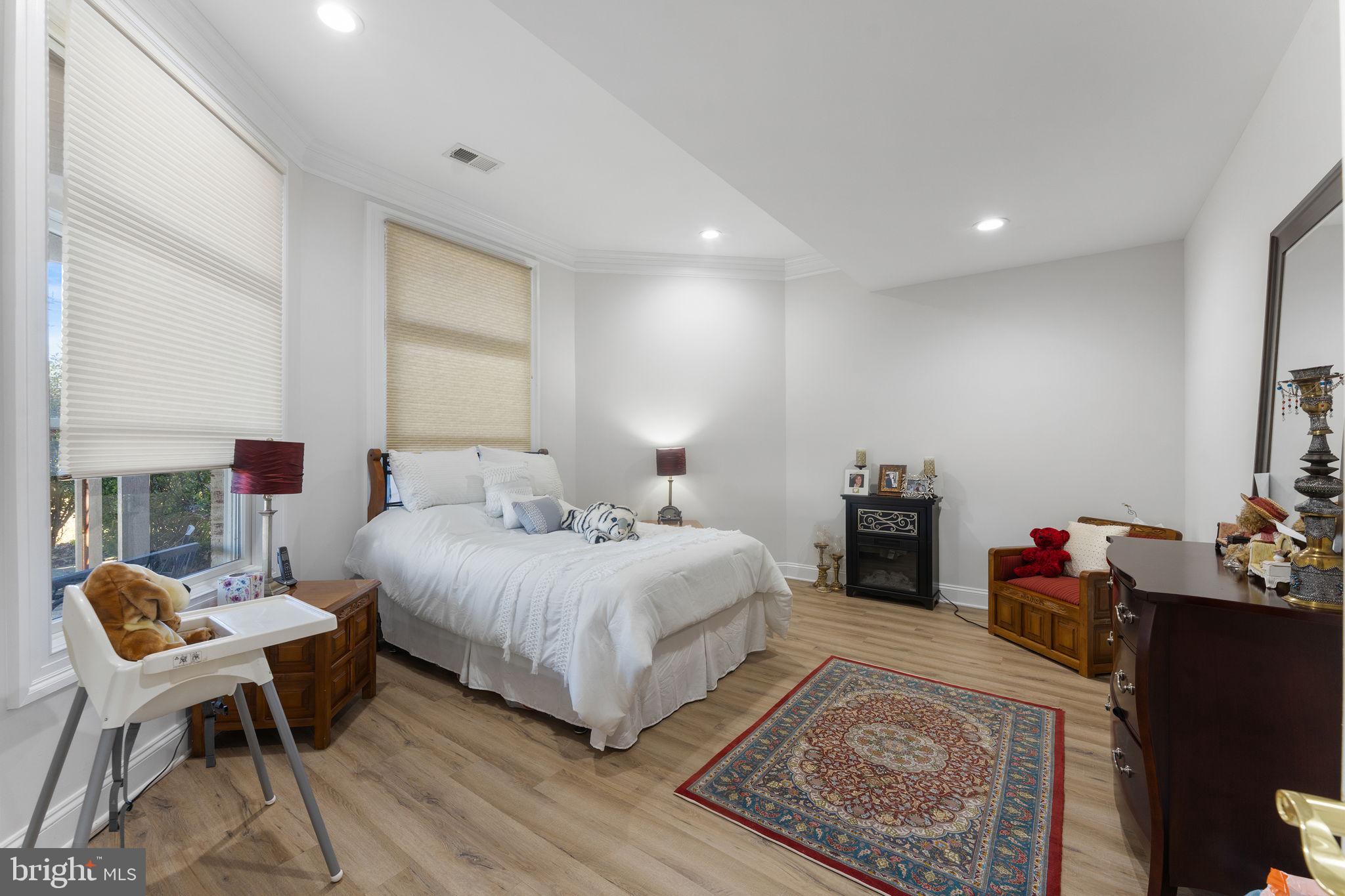 DEERFIELD FARM - Residential