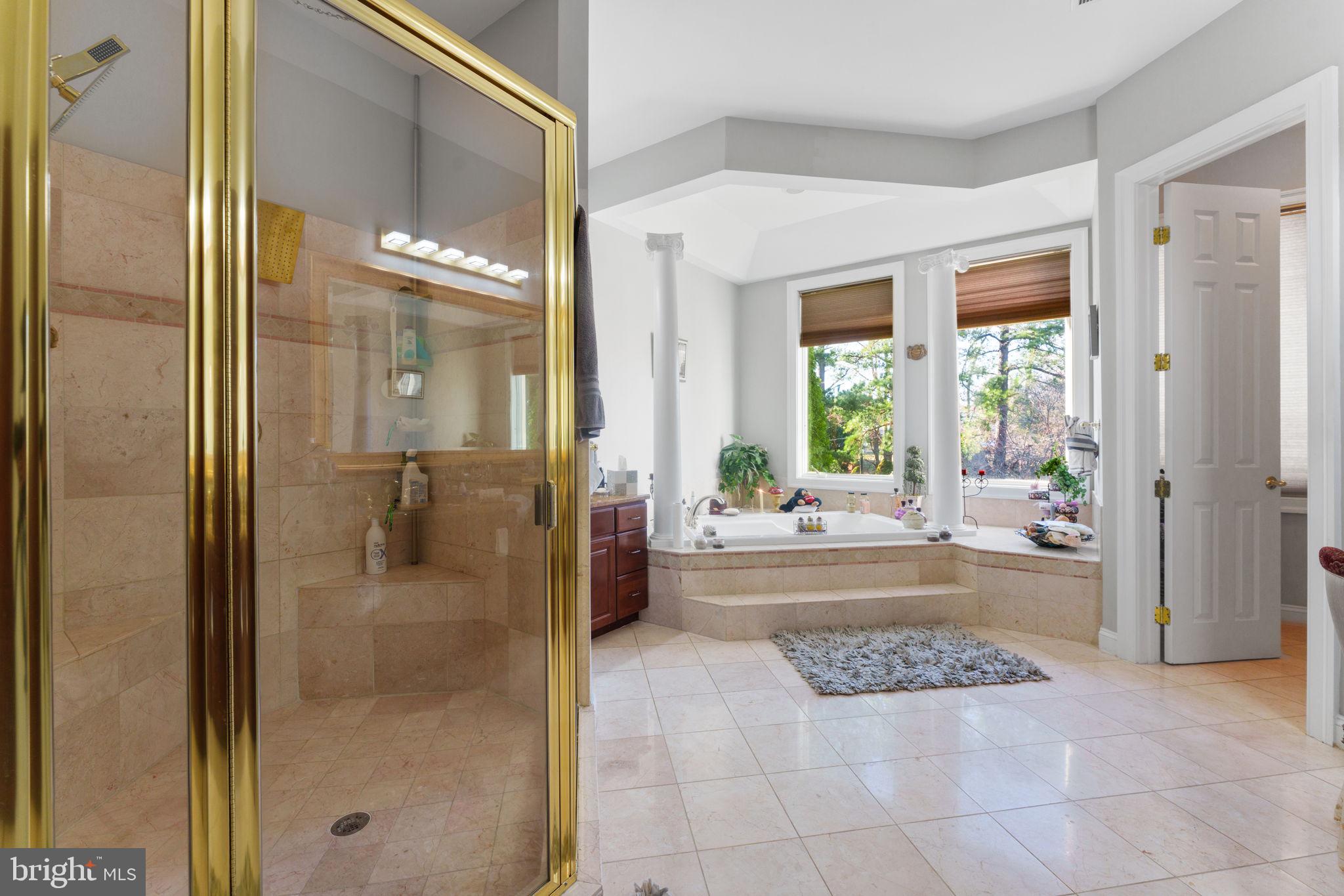 DEERFIELD FARM - Residential