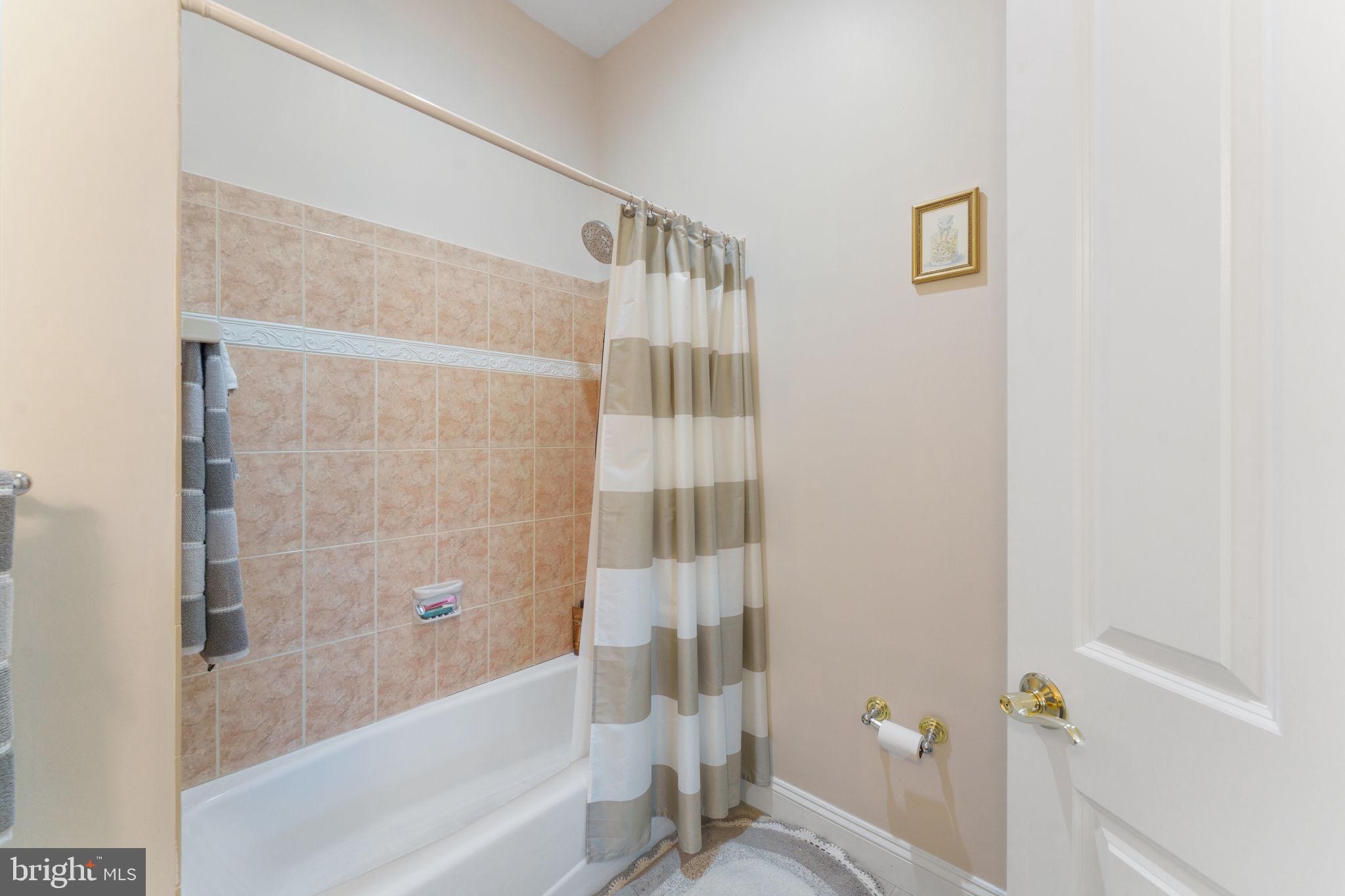 DEERFIELD FARM - Residential