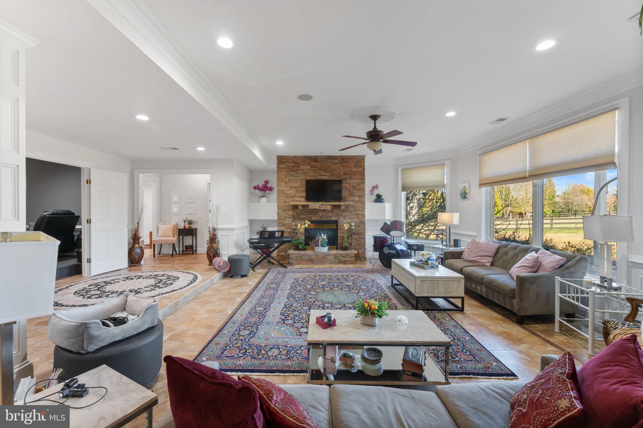 DEERFIELD FARM - Residential