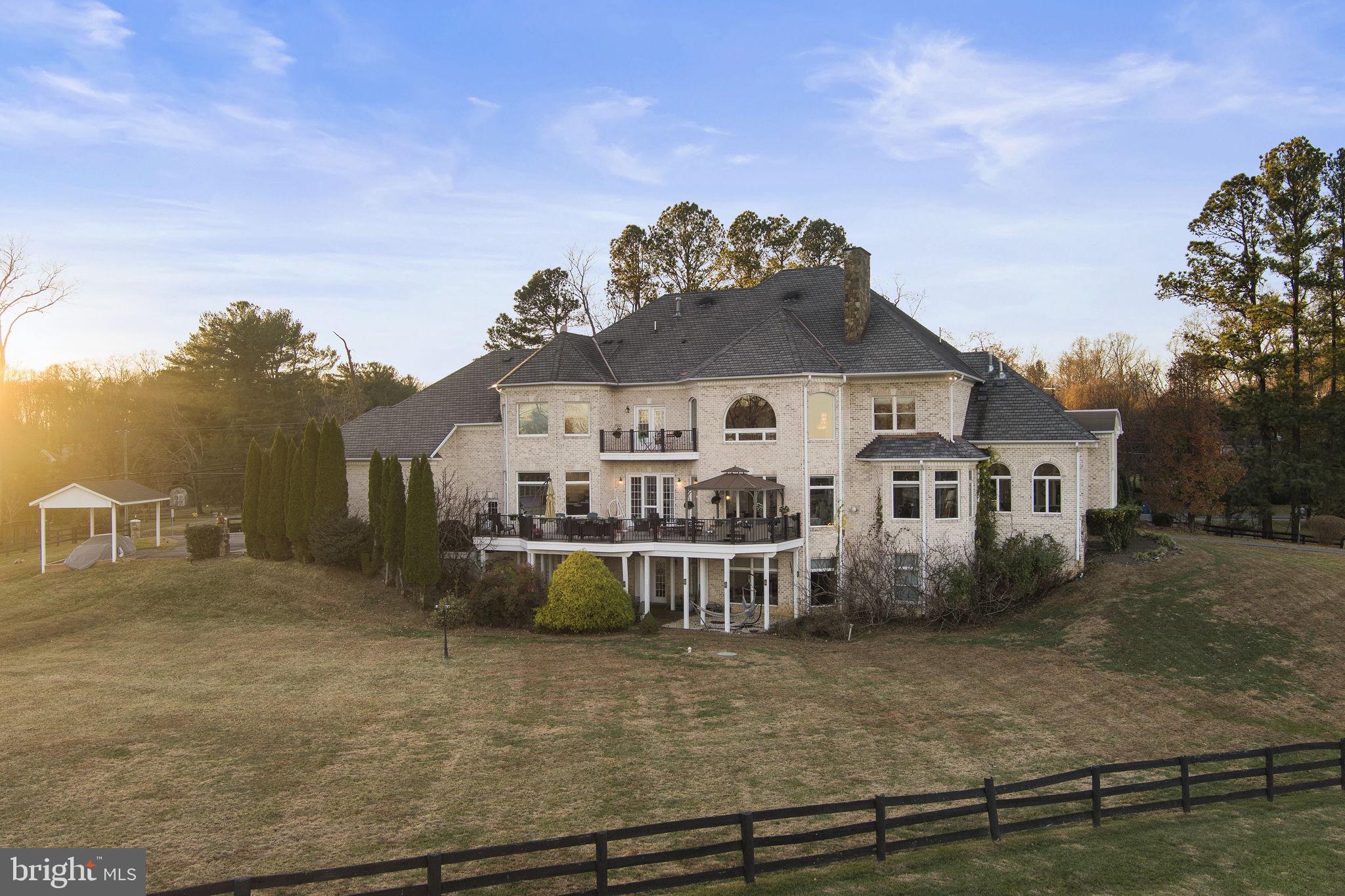 DEERFIELD FARM - Residential