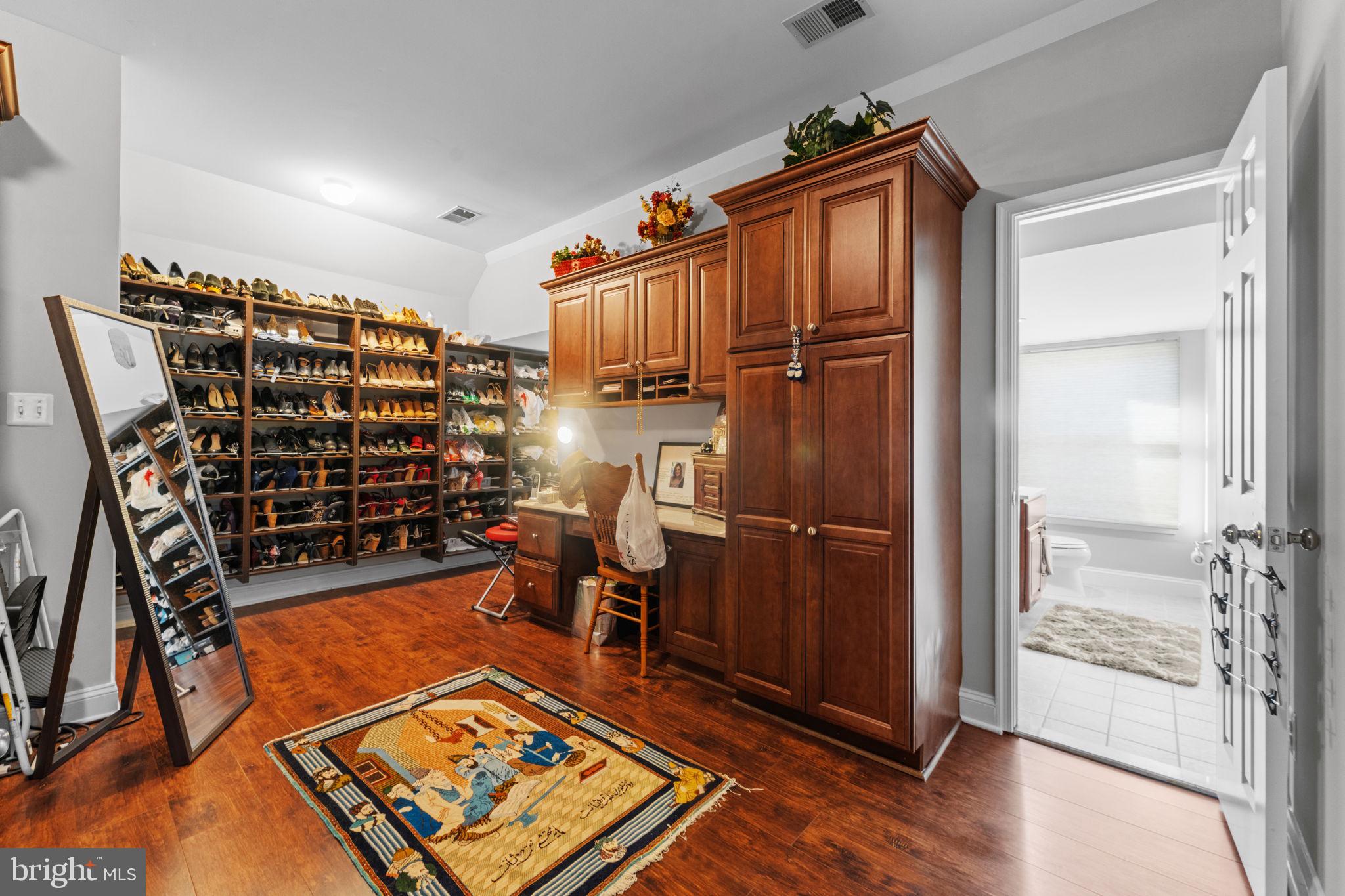 DEERFIELD FARM - Residential