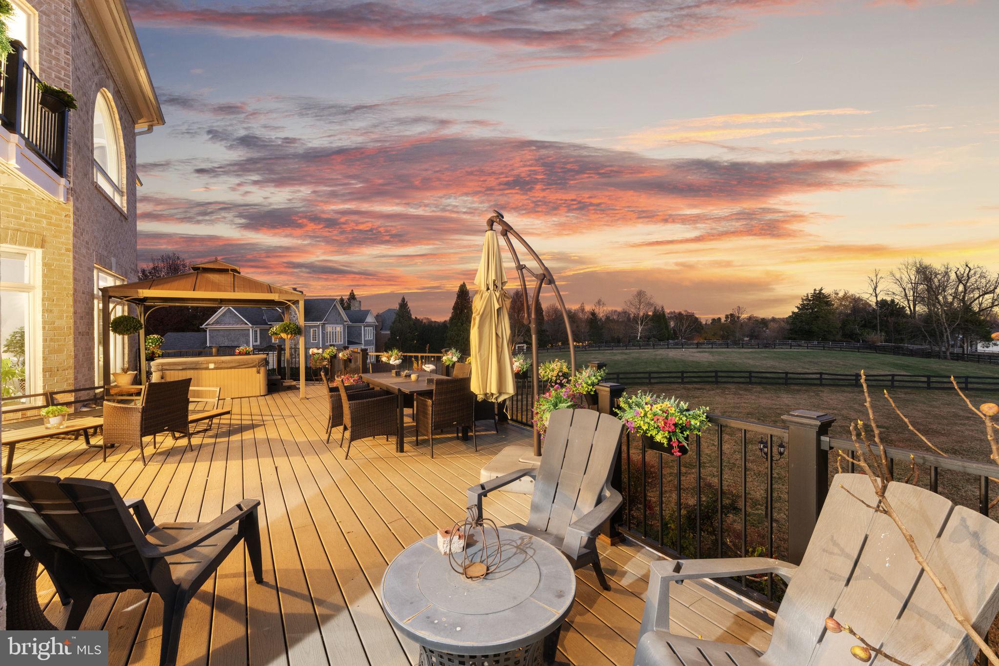 DEERFIELD FARM - Residential