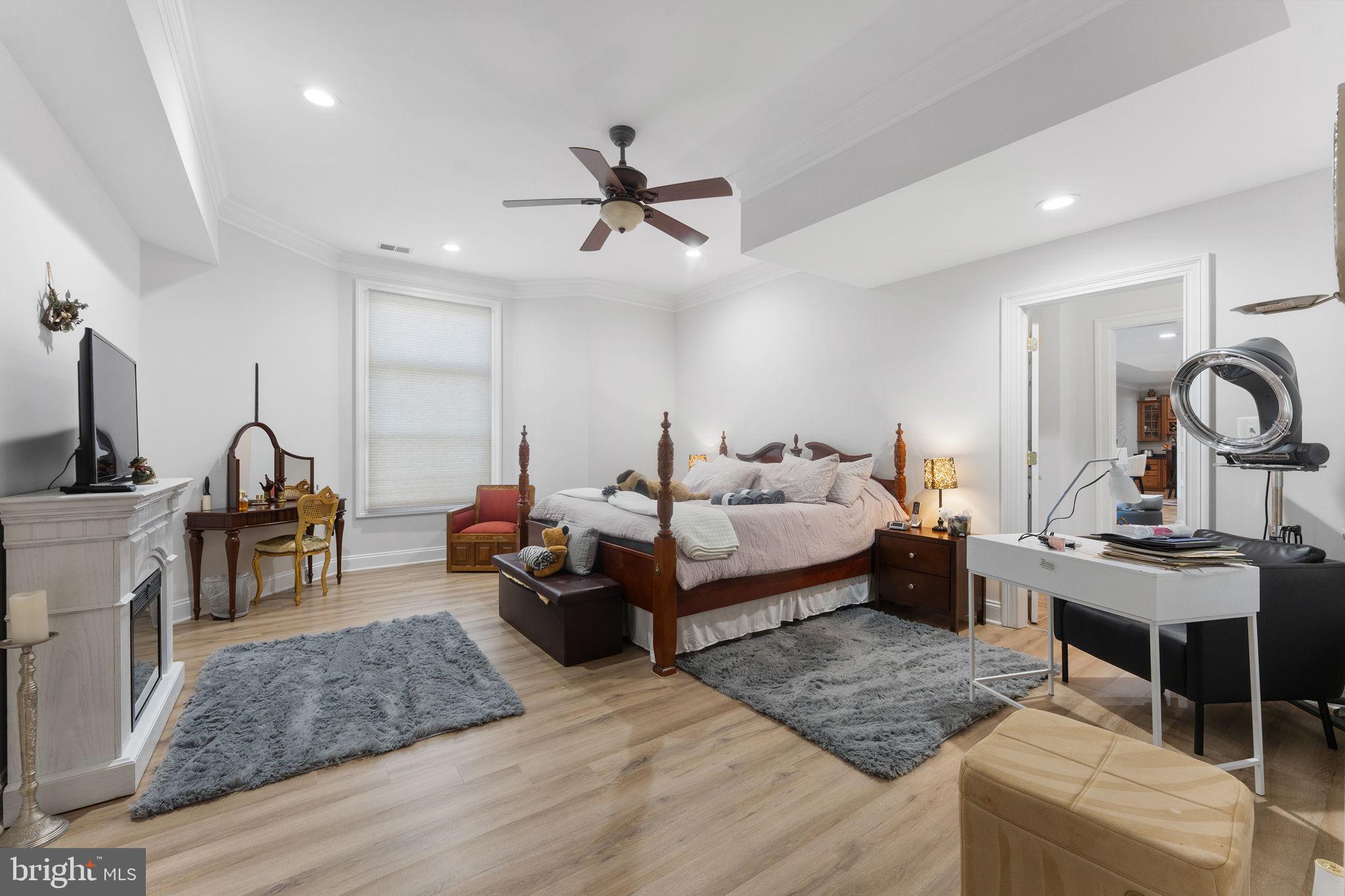 DEERFIELD FARM - Residential