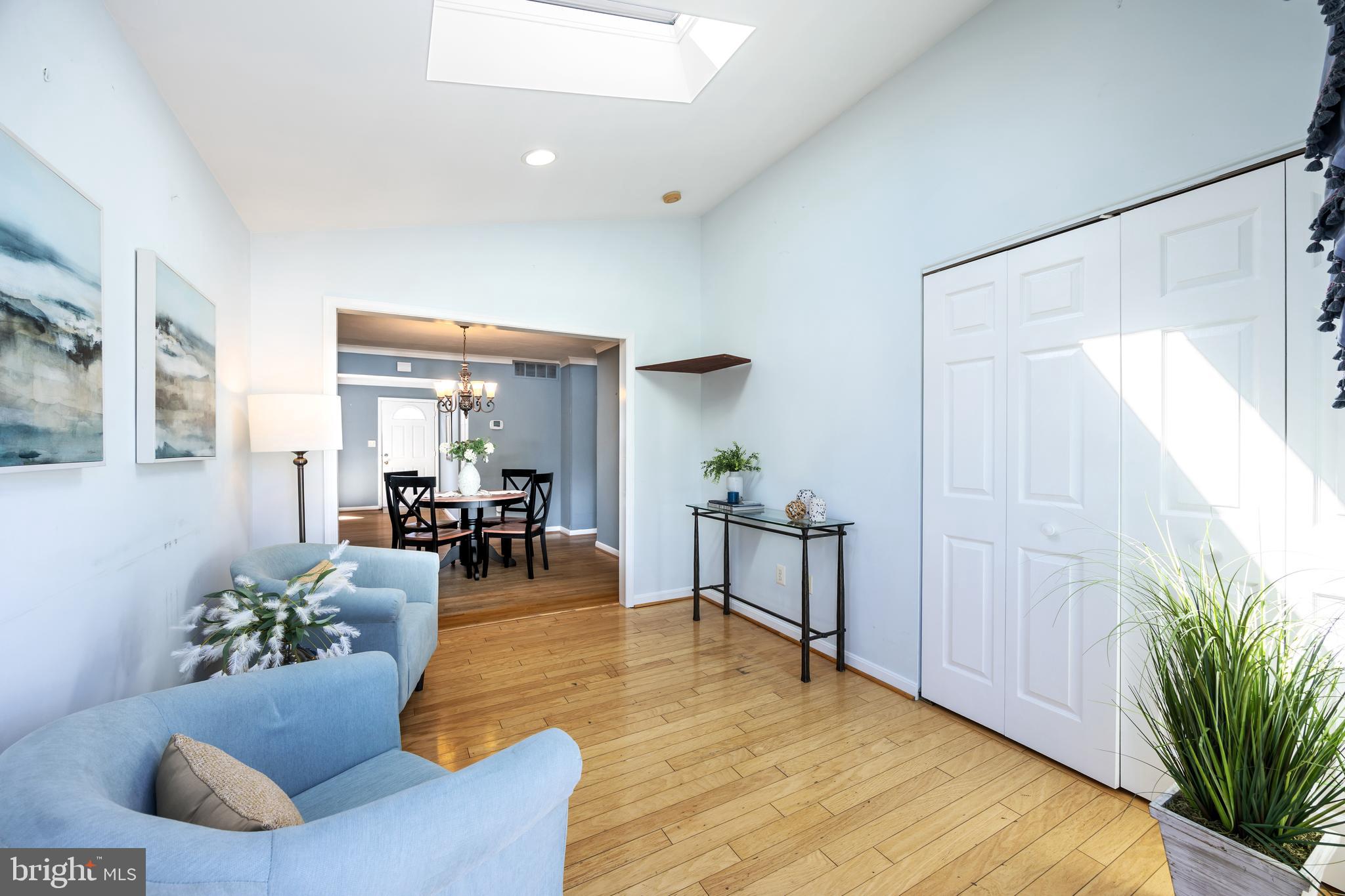 CARROLLWOOD - Residential