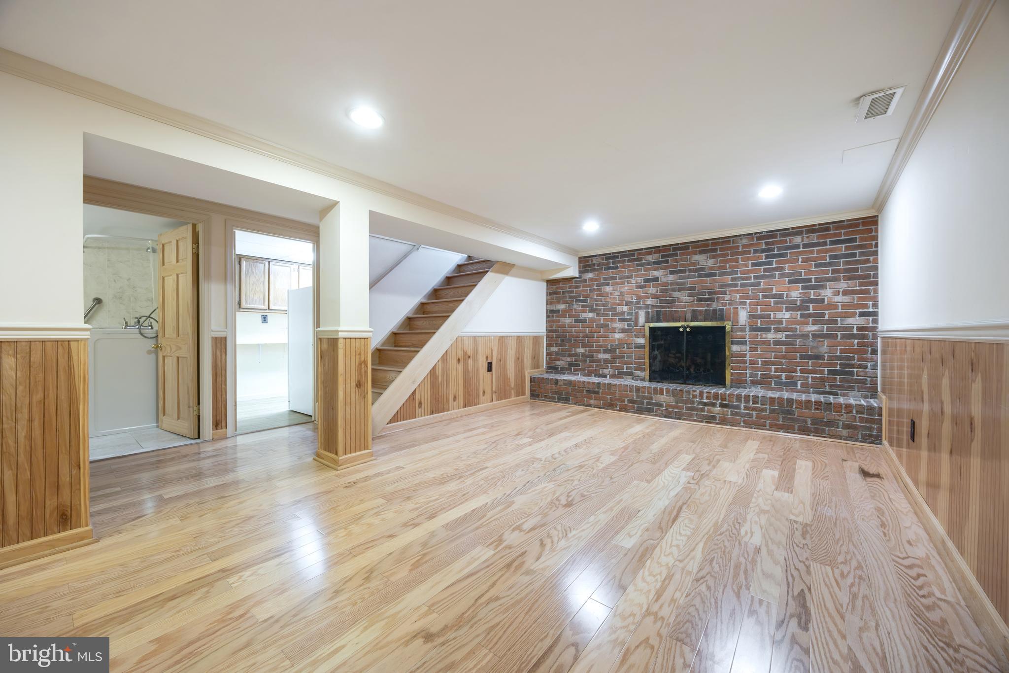 CARROLLWOOD - Residential