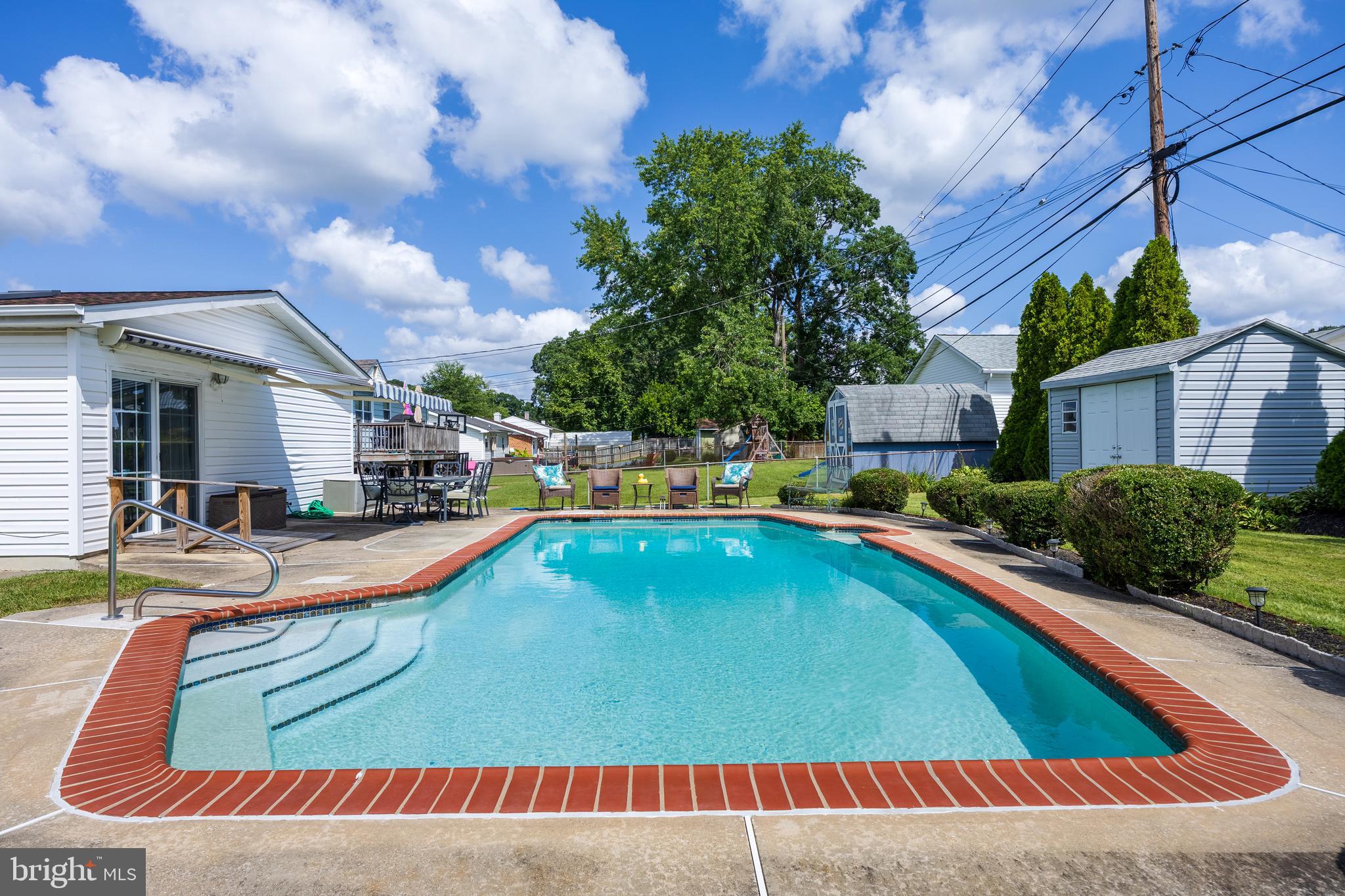 CARROLLWOOD - Residential