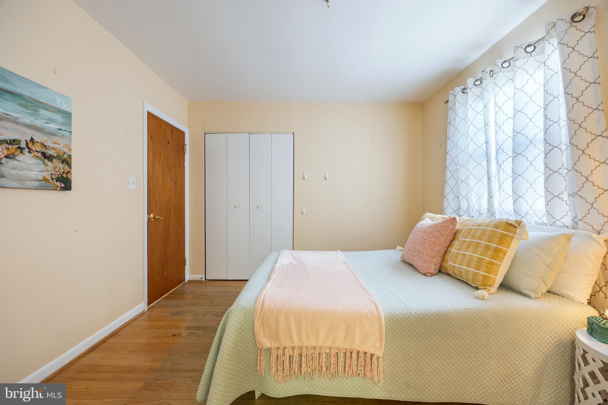 CARROLLWOOD - Residential