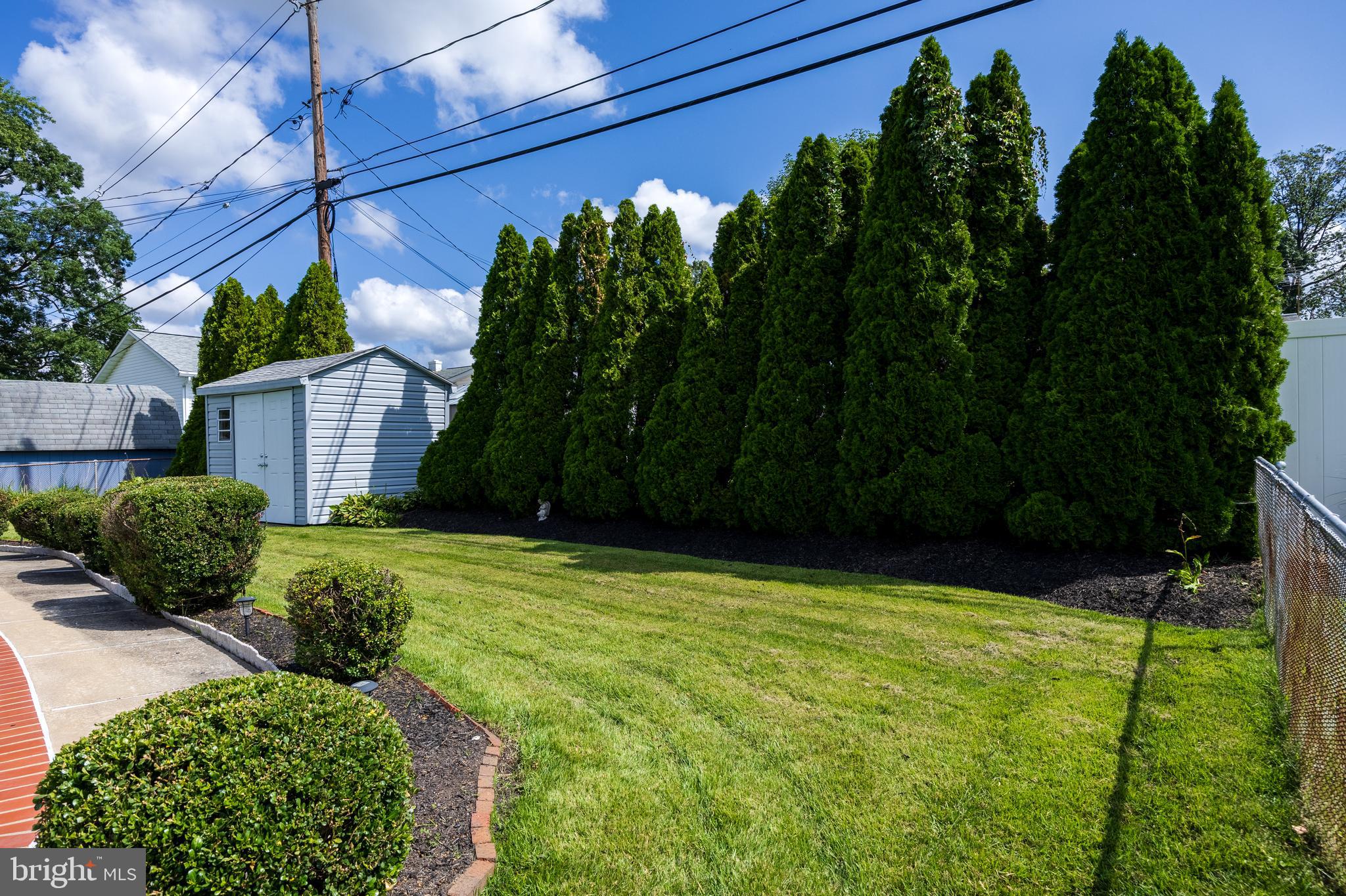 CARROLLWOOD - Residential